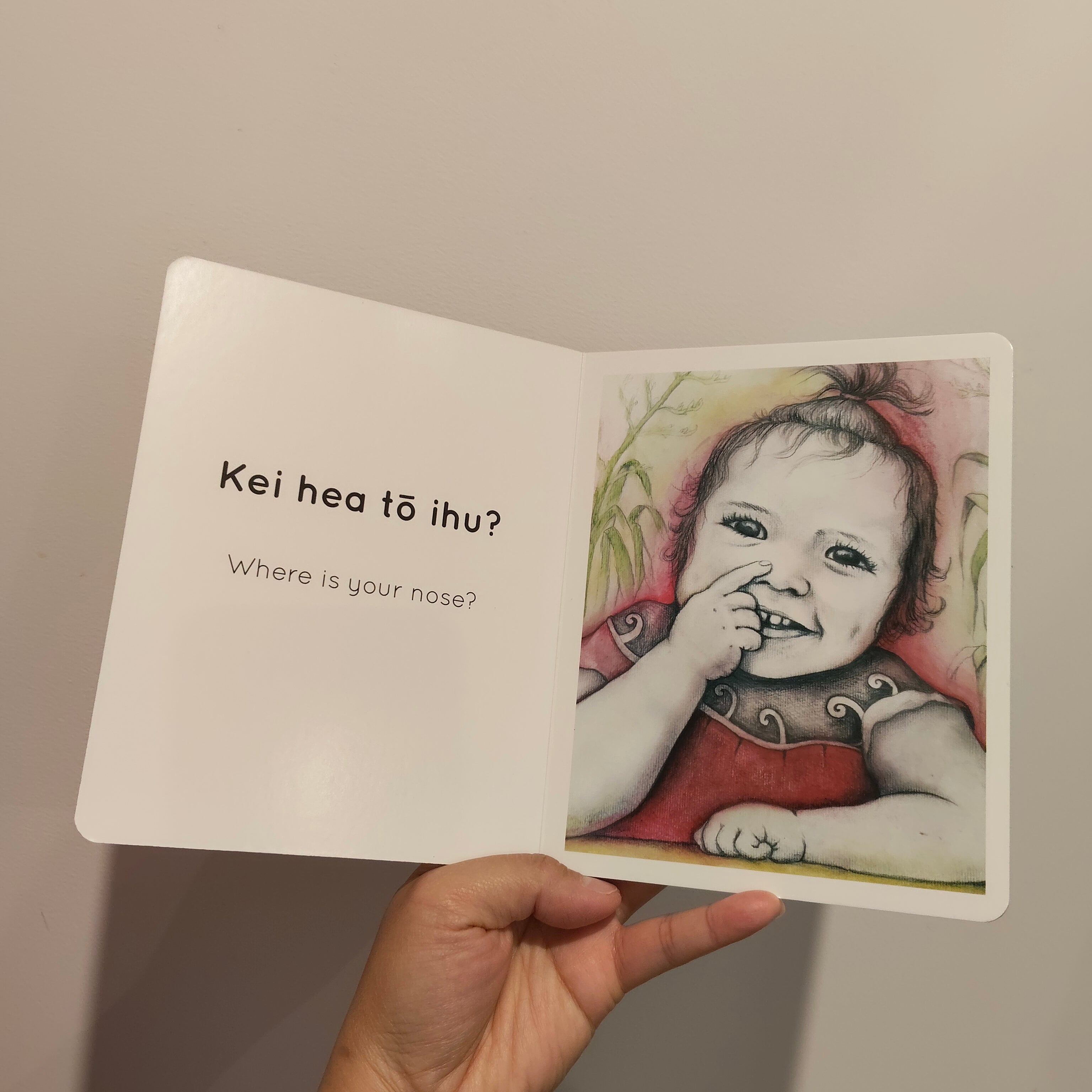 Kanohi - My Face from the Reo Pēpi Tahi BOARDBOOK