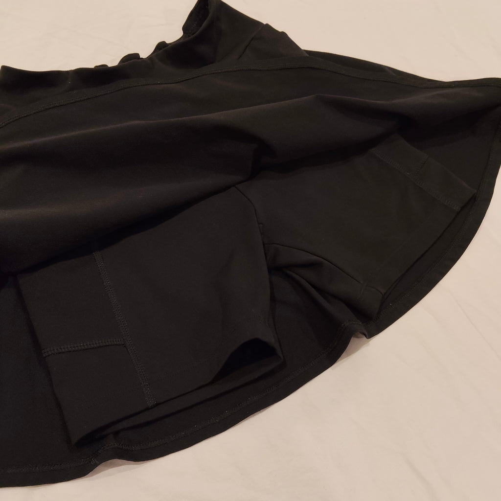 UNIQLO Skort size 7-8y girls AIRism black