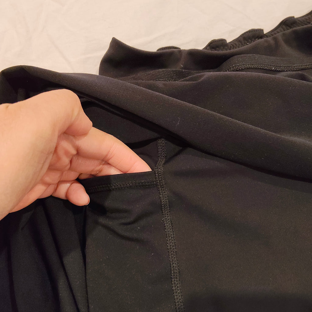 UNIQLO Skort size 7-8y girls AIRism black