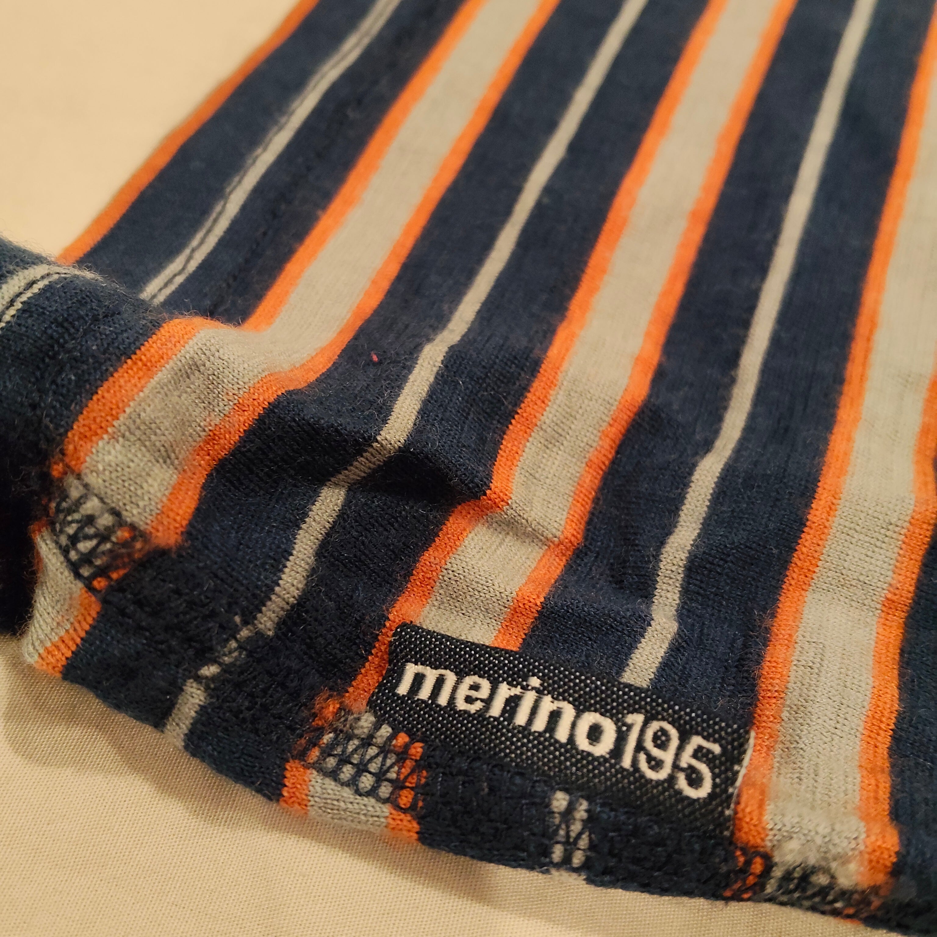 KATHMANDU Merino hoodie size 8y boys stripes