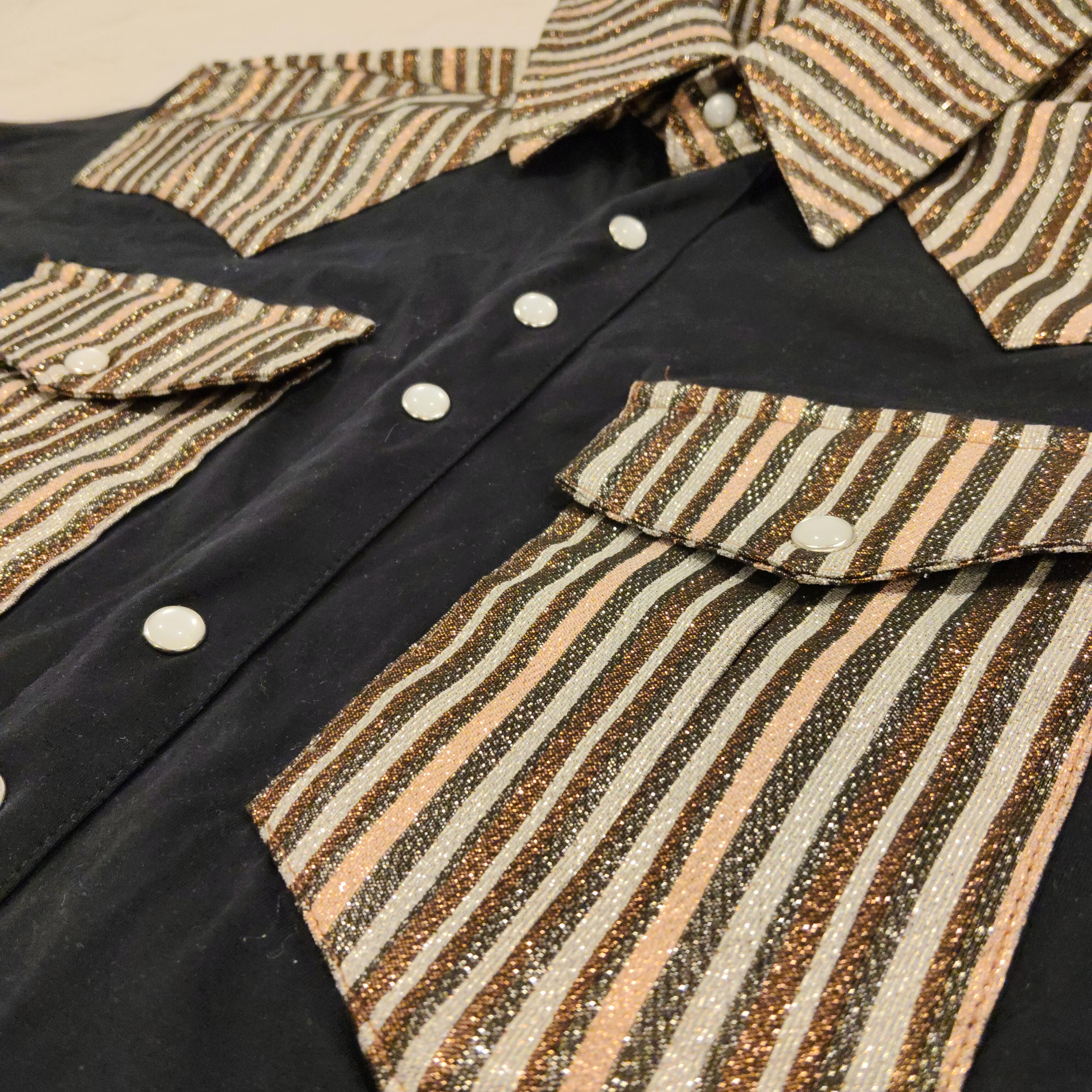 WORLD shirt size L Mens navy & bronze