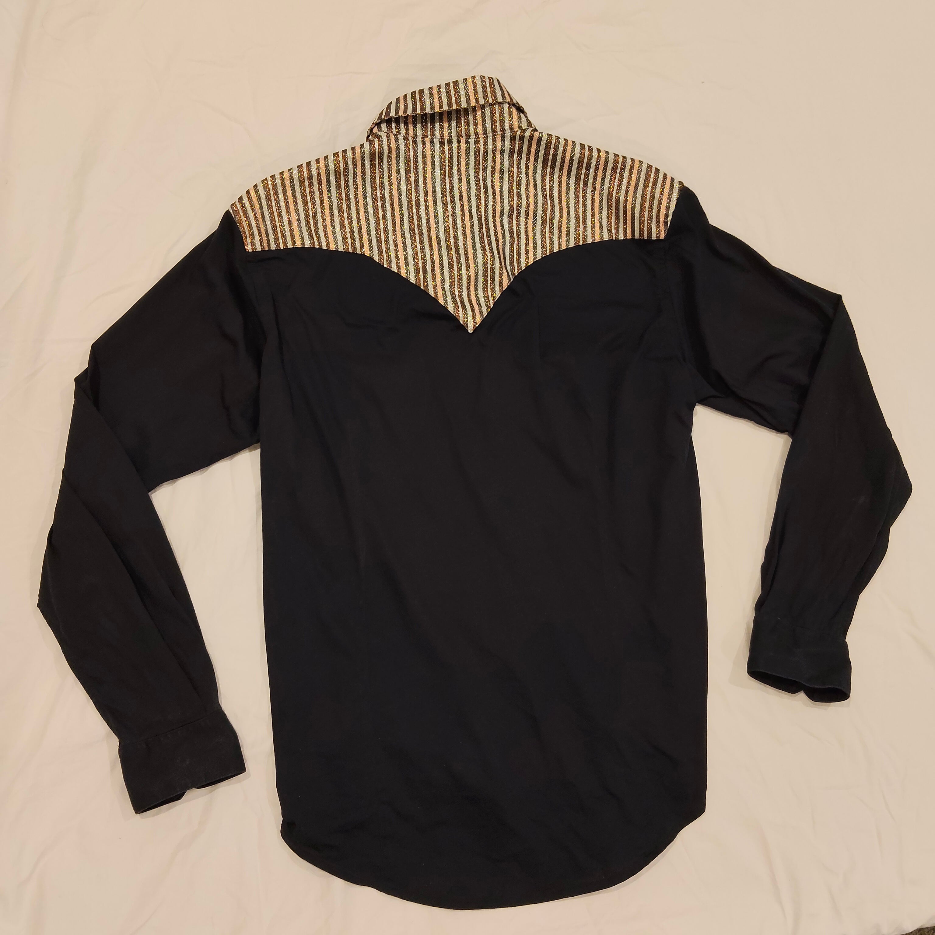 WORLD shirt size L Mens navy & bronze