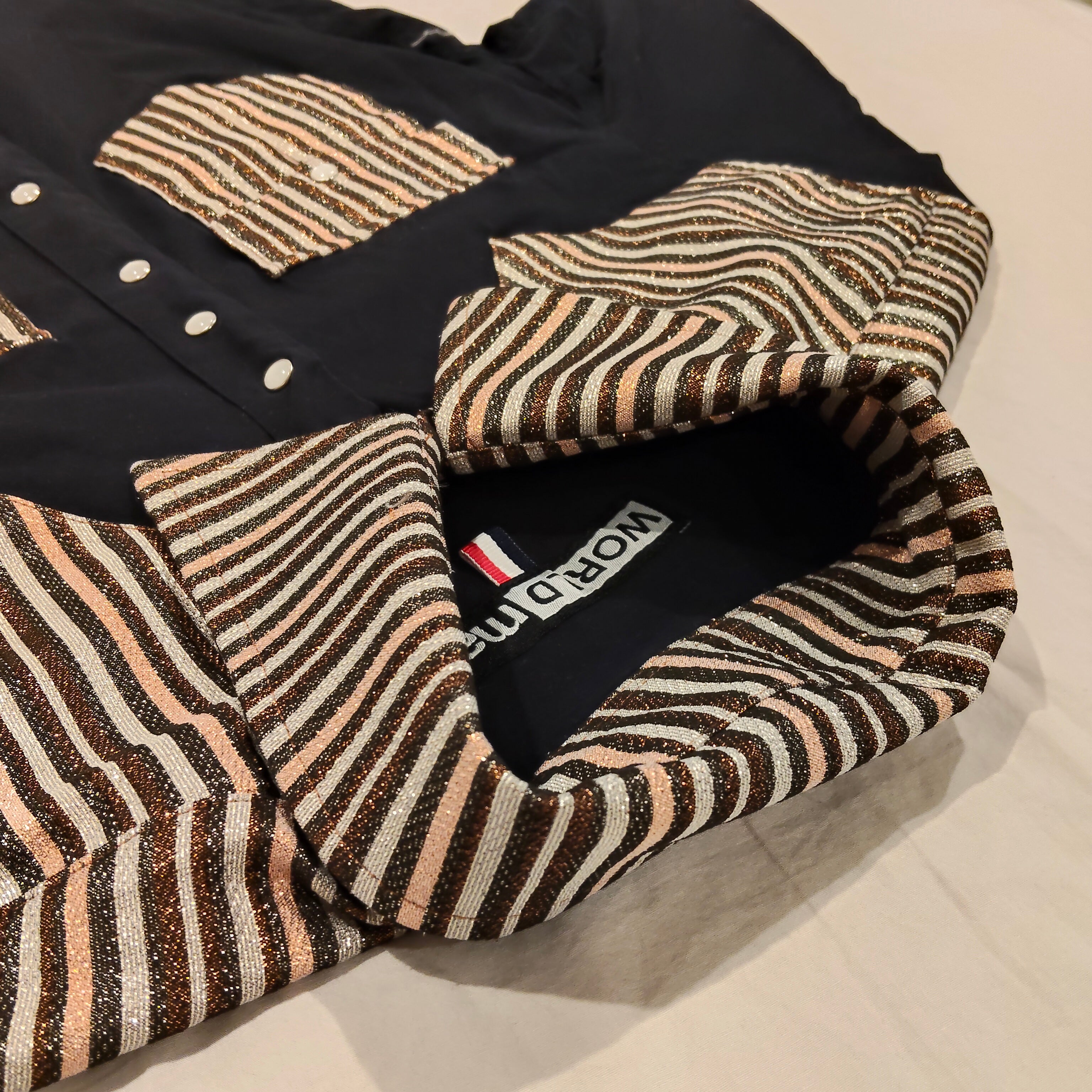 WORLD shirt size L Mens navy & bronze