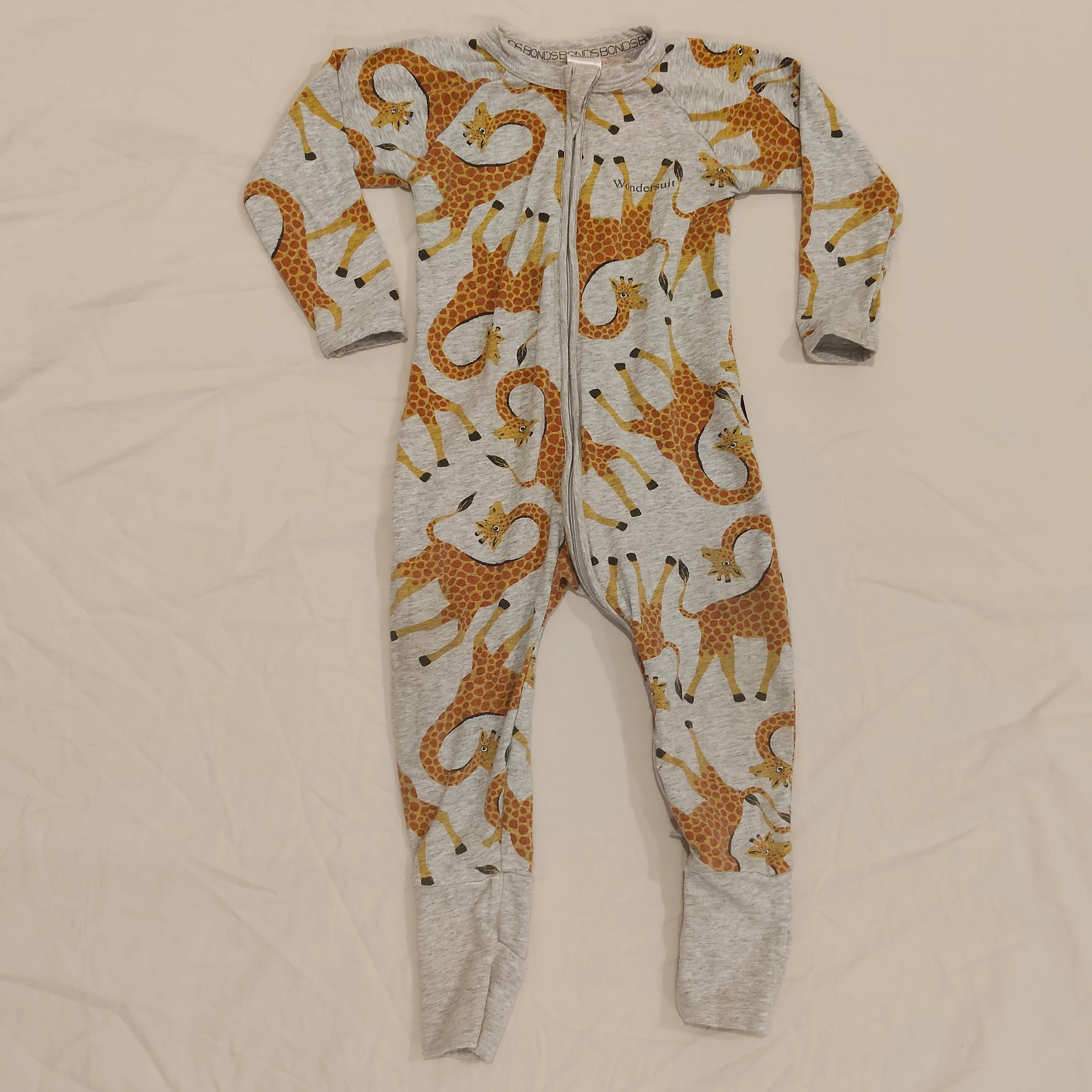 BONDS Wondersuit size 12-18m baby Giraffe