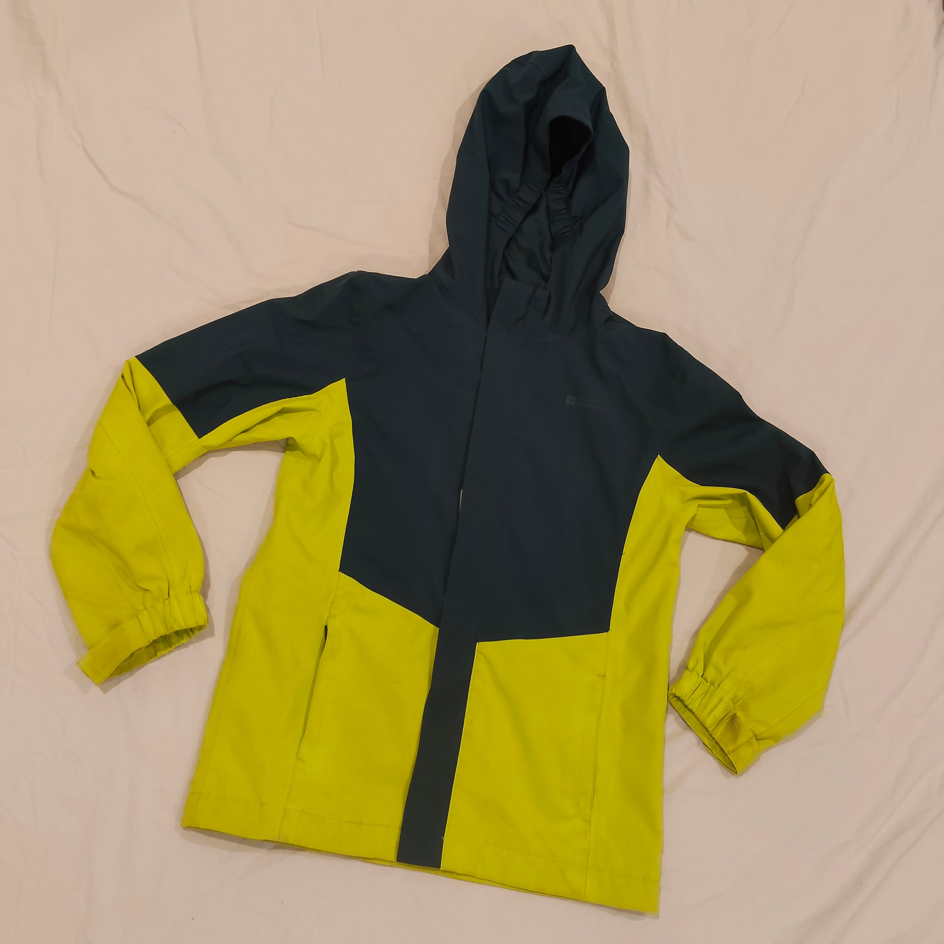 MOUNTAIN WAREHOUSE rain jacket size 11-12y boys