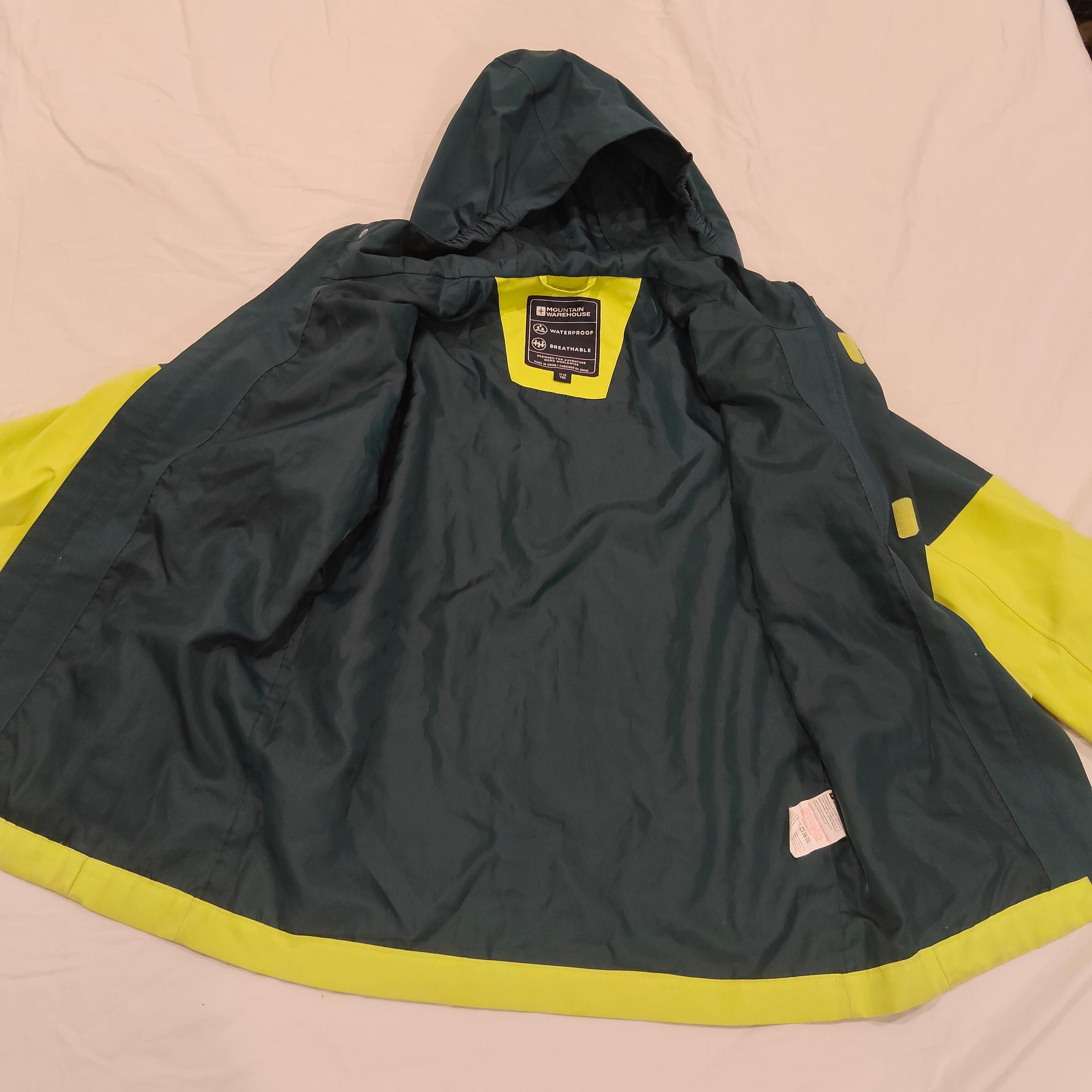 MOUNTAIN WAREHOUSE rain jacket size 11-12y boys