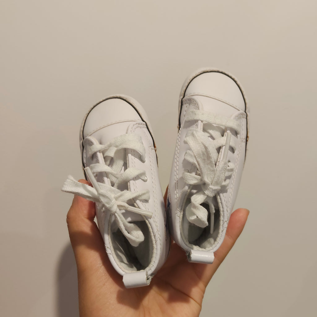 CONVERSE baby shoes size UK4 (12-18m) baby