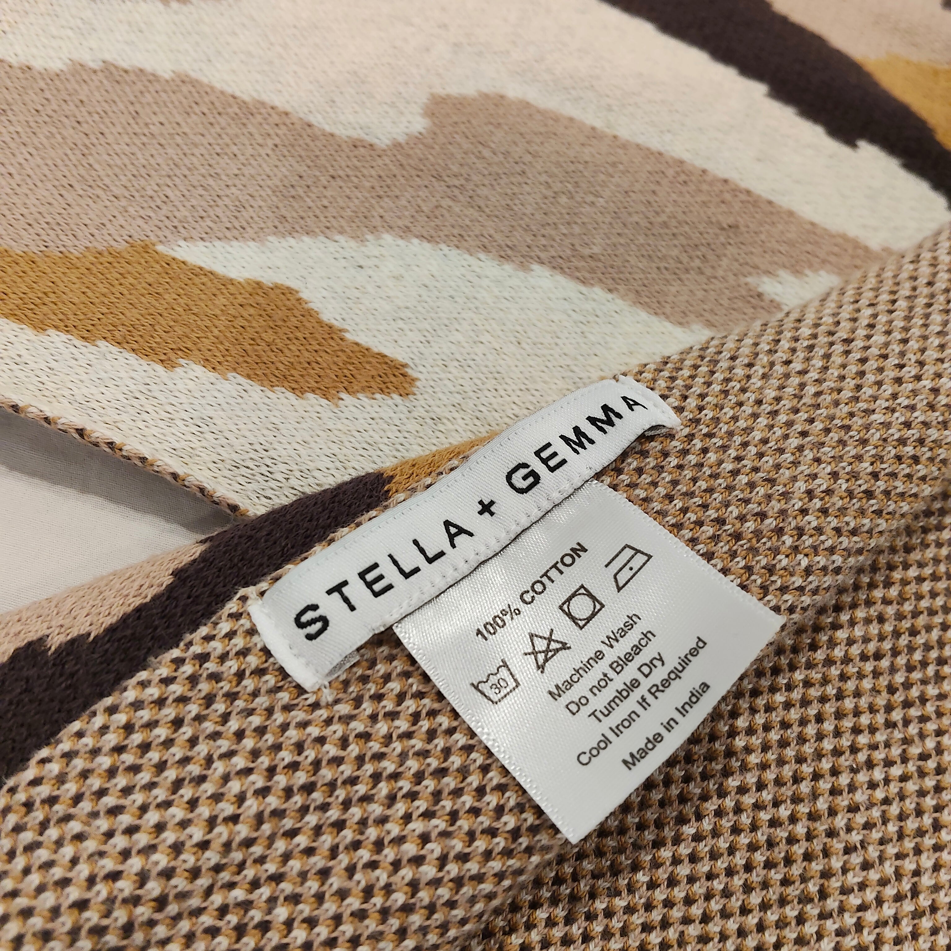 STELLA + GEMMA scarf Womens