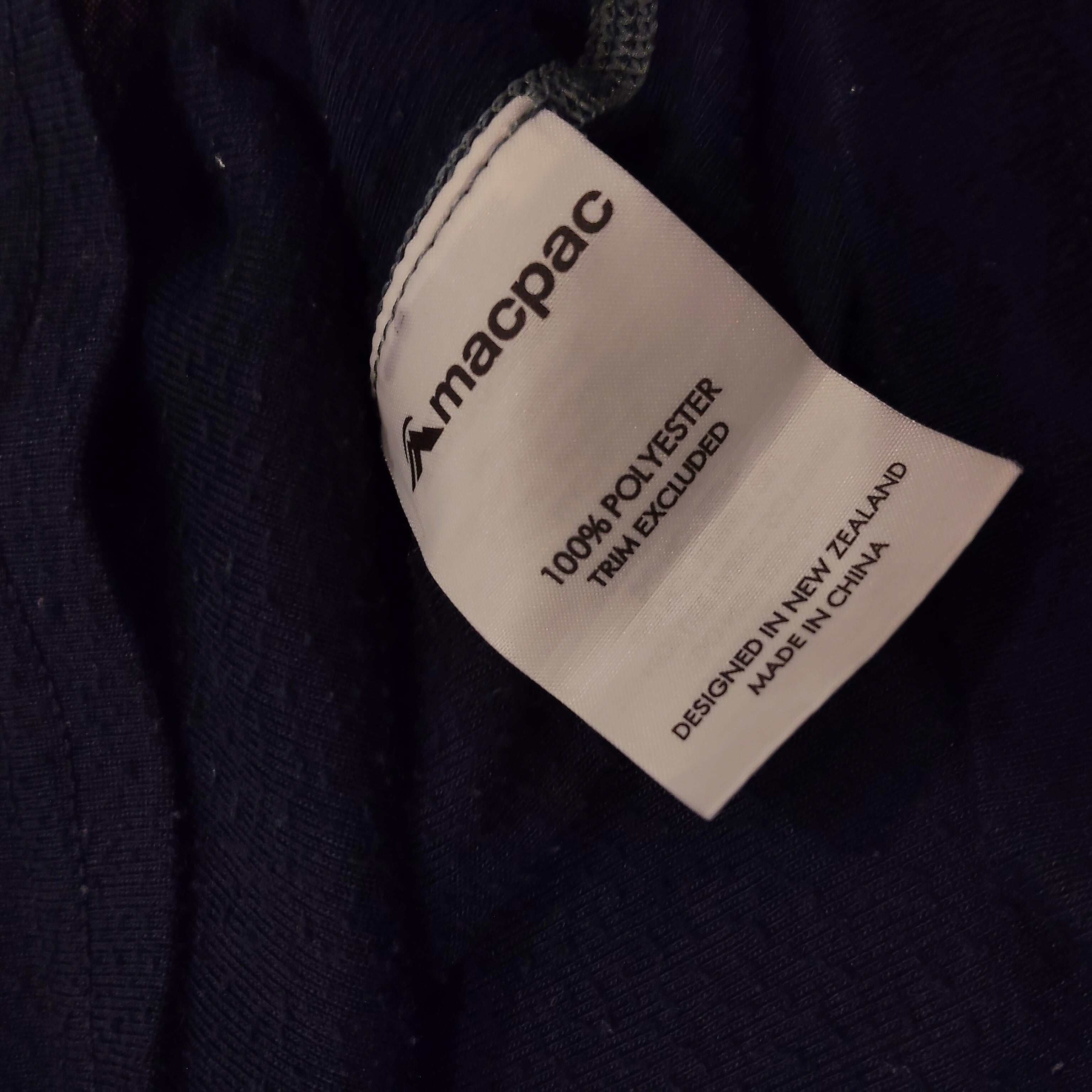 MACPAC thermal top size 6yrs unisex long sleeve