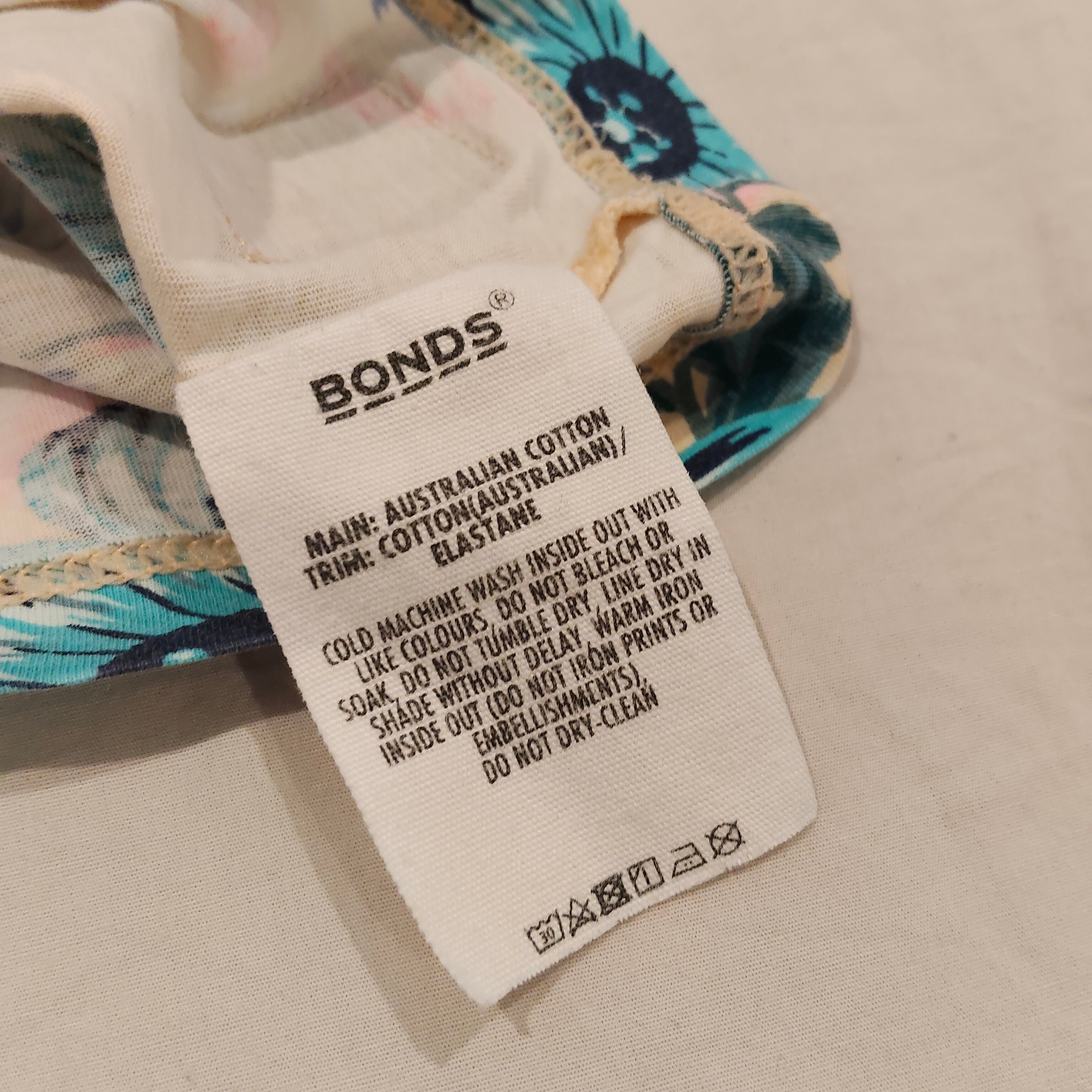 BONDS crew tee size 6-12m girls short sleeve