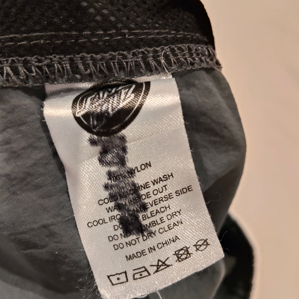 SANTA CRUZ shorts size 12 boys