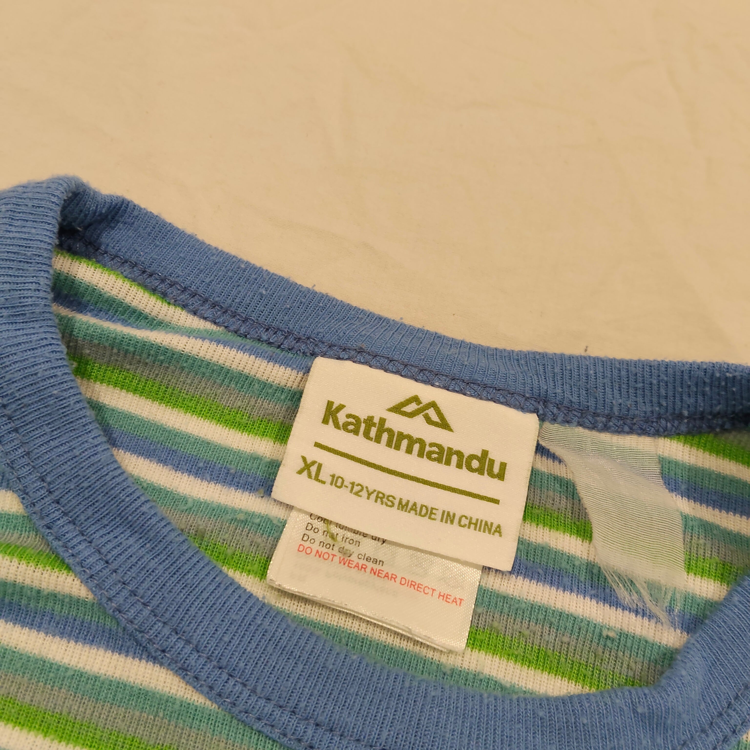 KATHMANDU thermal top size 10-12y unisex long sleeve