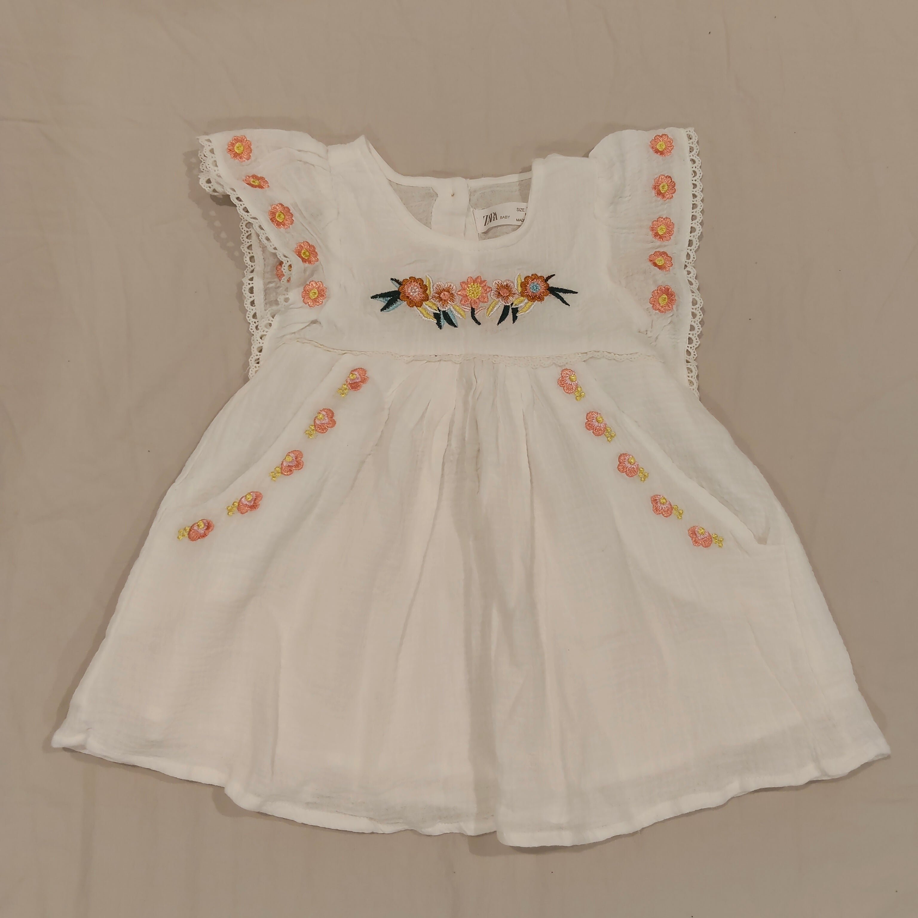 ZARA dress size 12-18m baby girls embroidered flowers