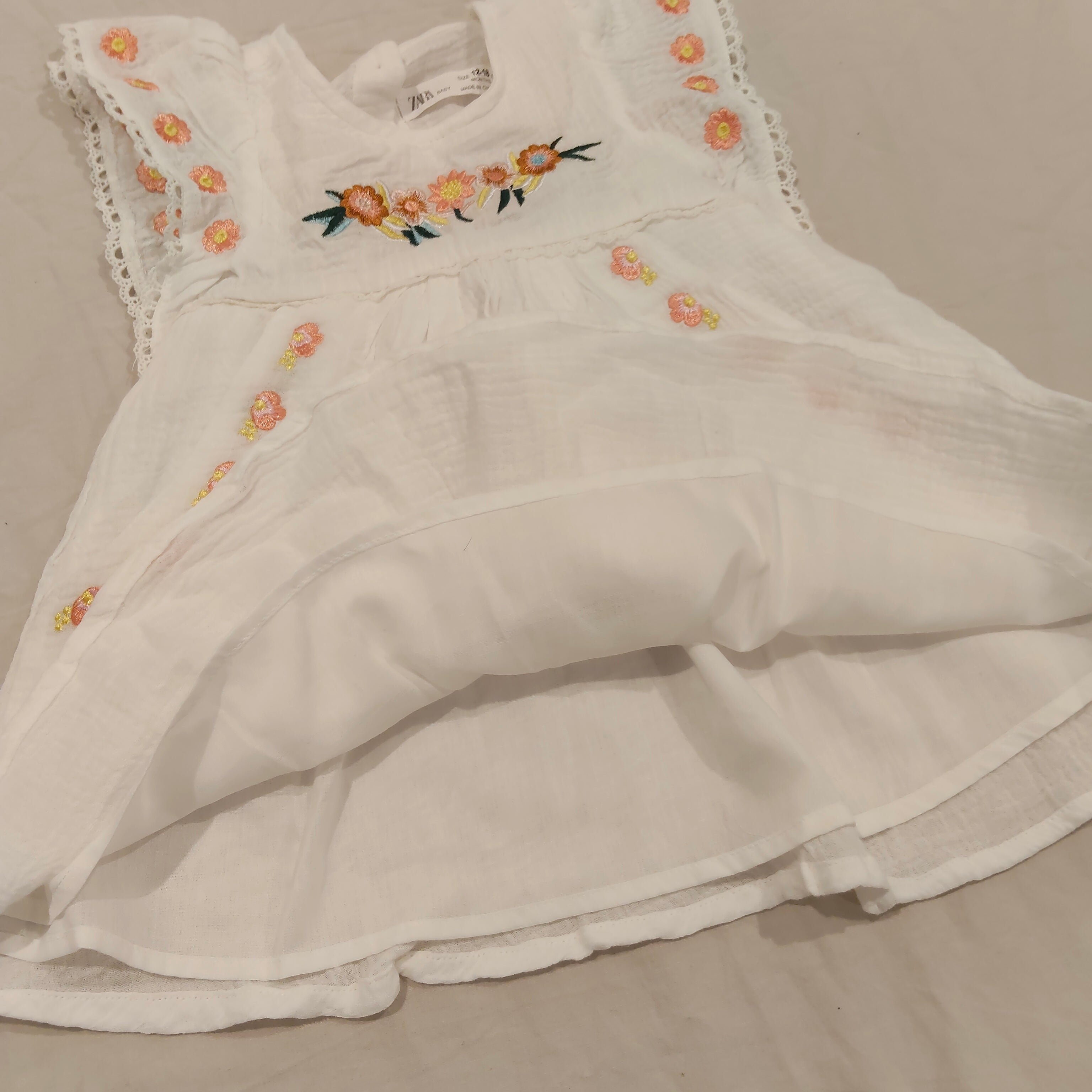 ZARA dress size 12-18m baby girls embroidered flowers