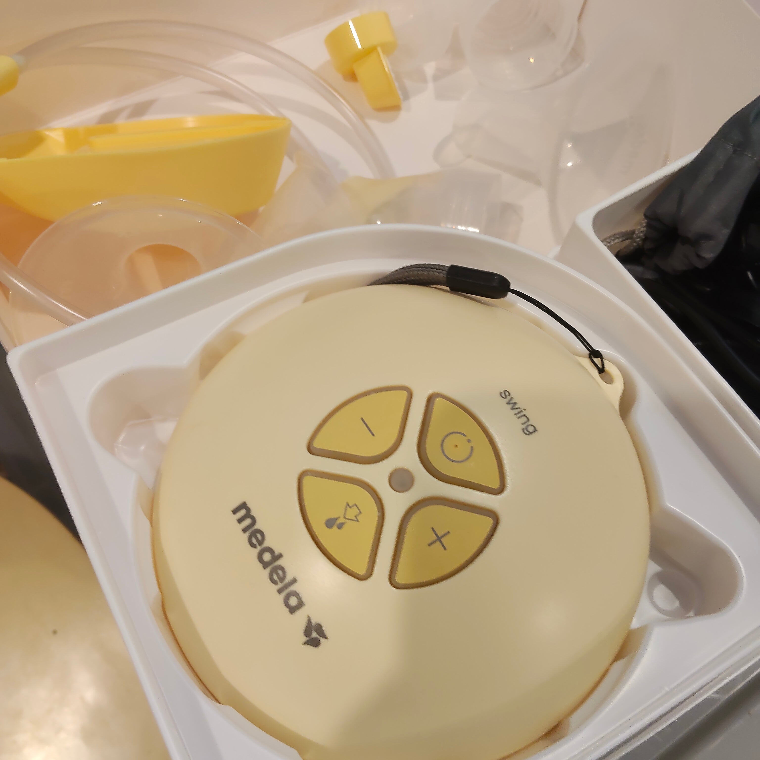 MEDELA Swing Single Electric Breast Pump RRP $449