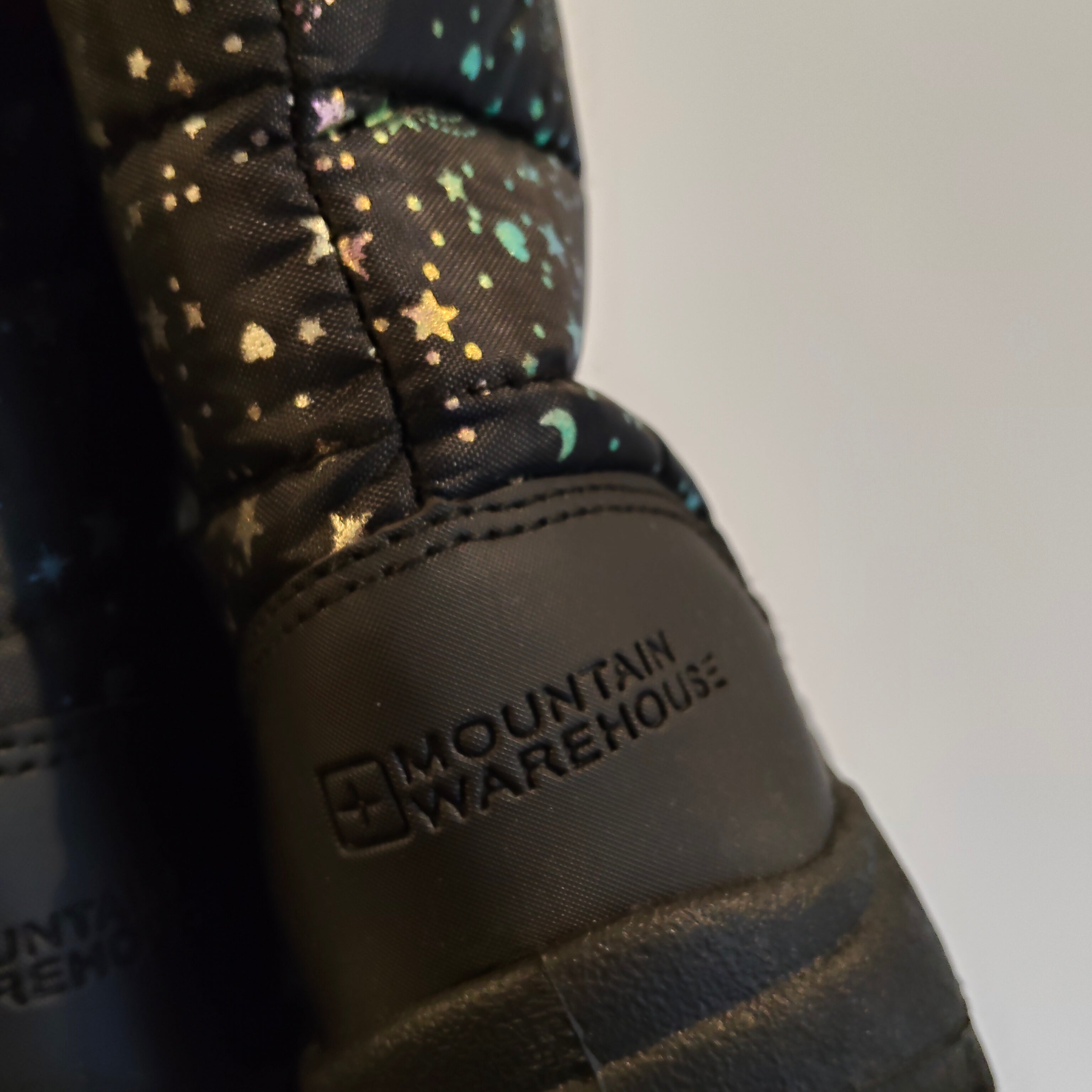 MOUNTAIN WAREHOUSE Toddler Snow Boots size UK 9 / US 10 / EUR 27 (approx 2yo)