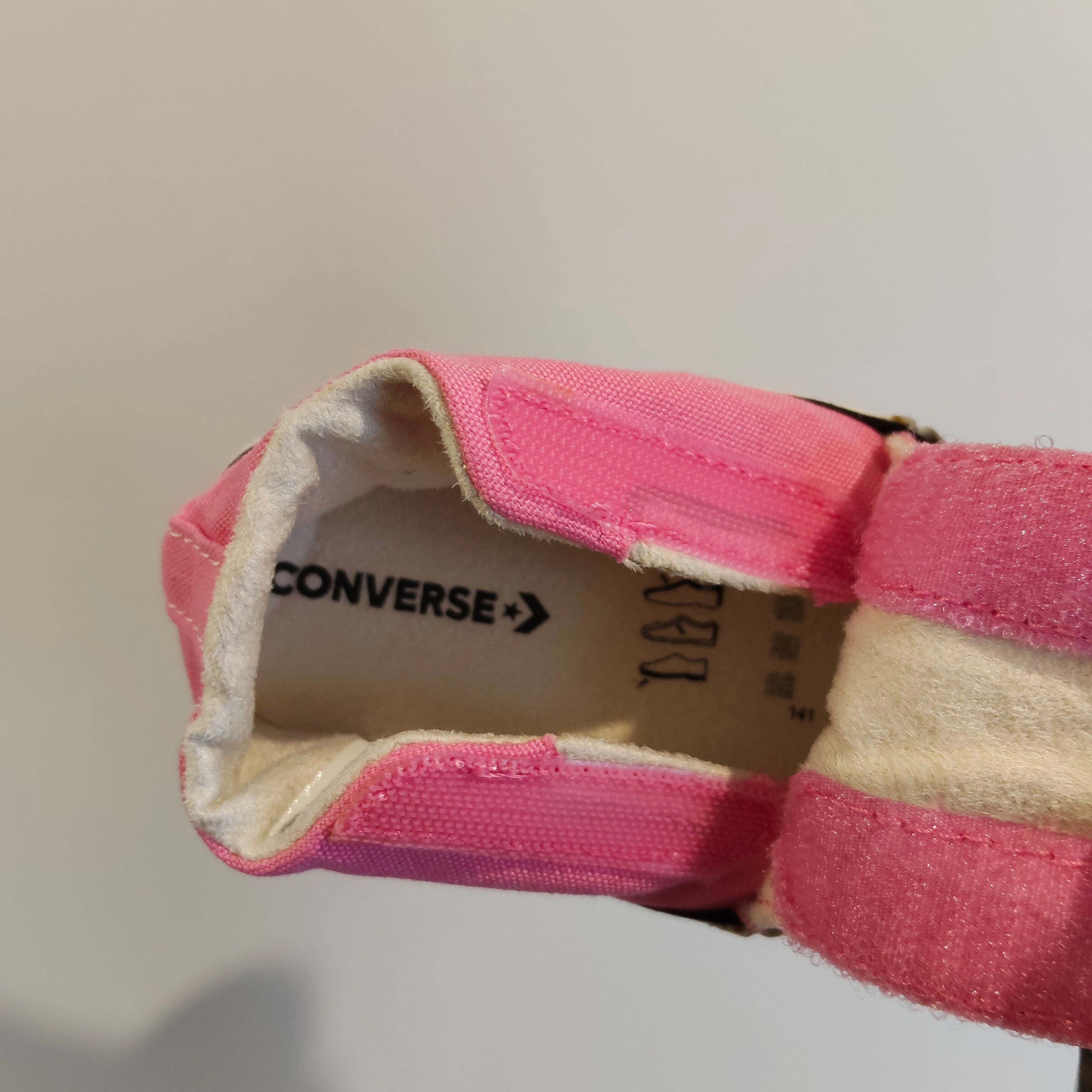 CONVERSE Chuck Taylor All Star Cribster size 3-6m baby shoes pink
