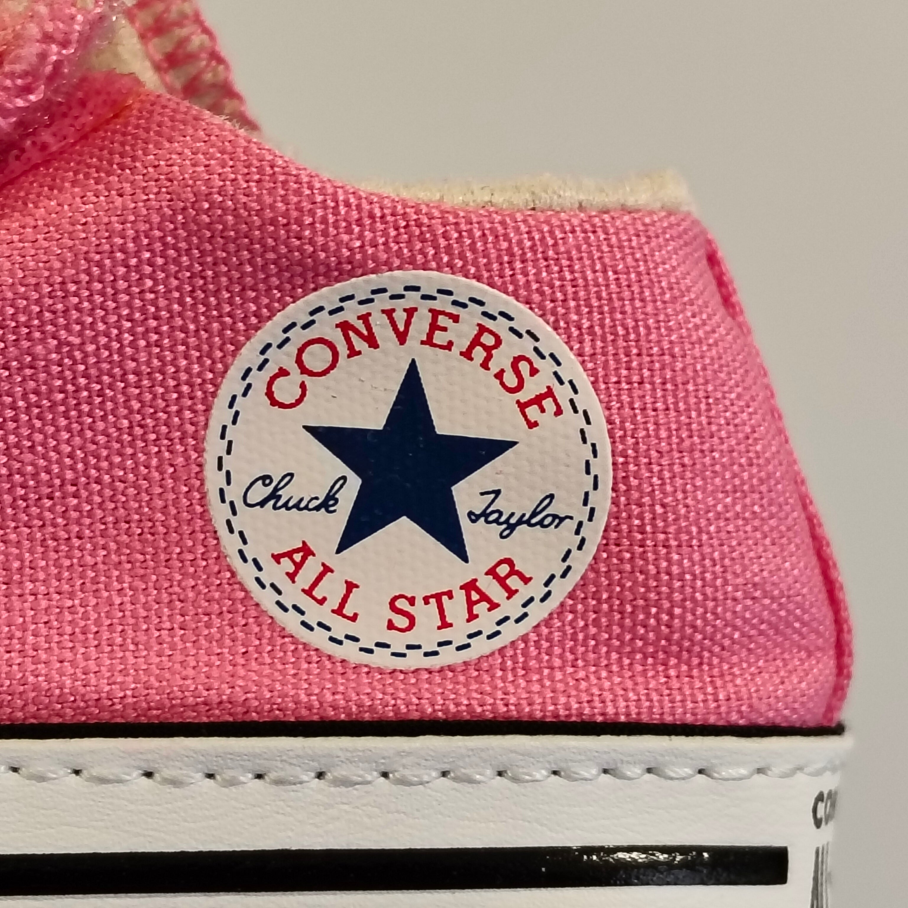 CONVERSE Chuck Taylor All Star Cribster size 3-6m baby shoes pink
