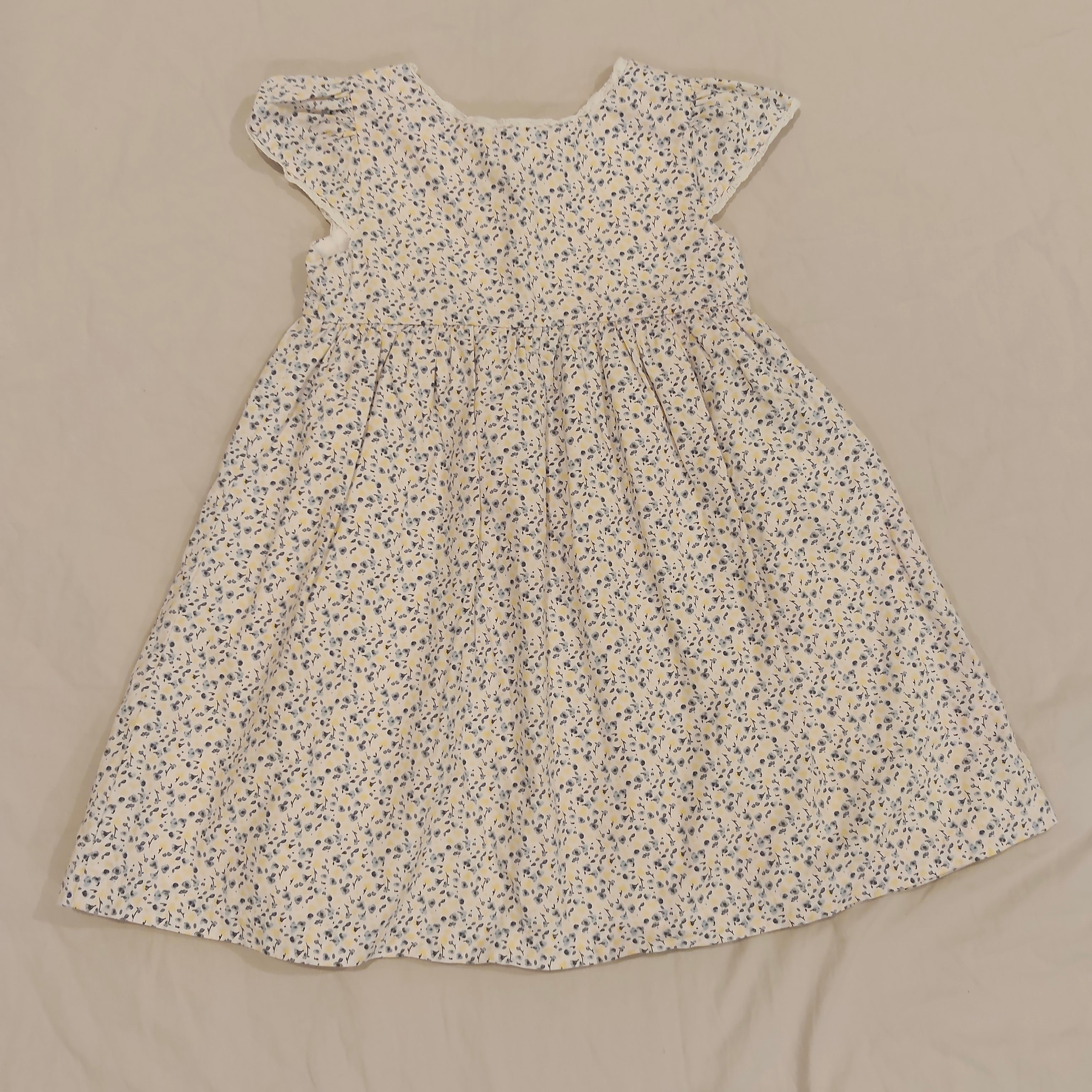 The Little White Company London 2-3yrs Girls Floral Smock Dress