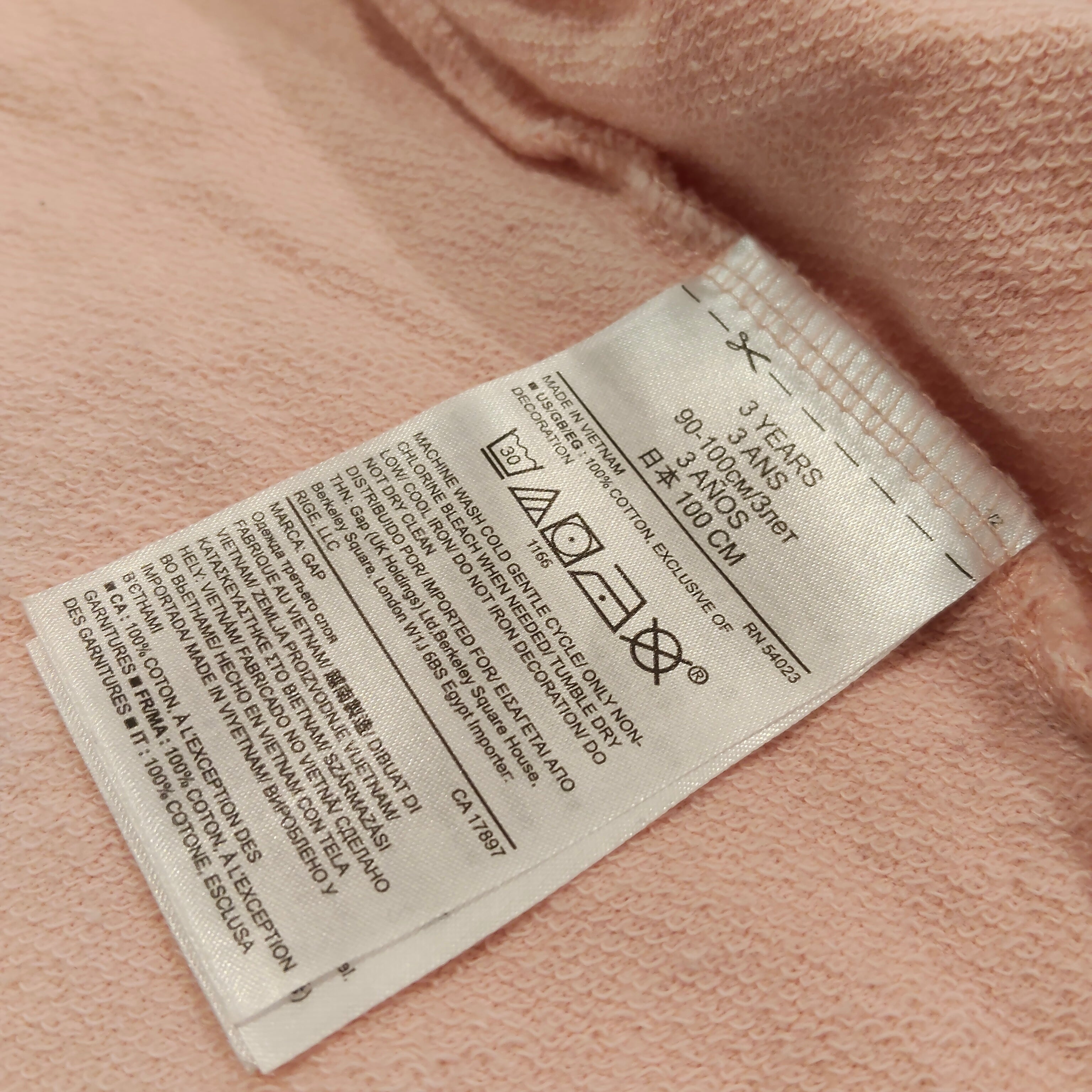 GAP zip-up hoodie size 3y girls pink floral logo