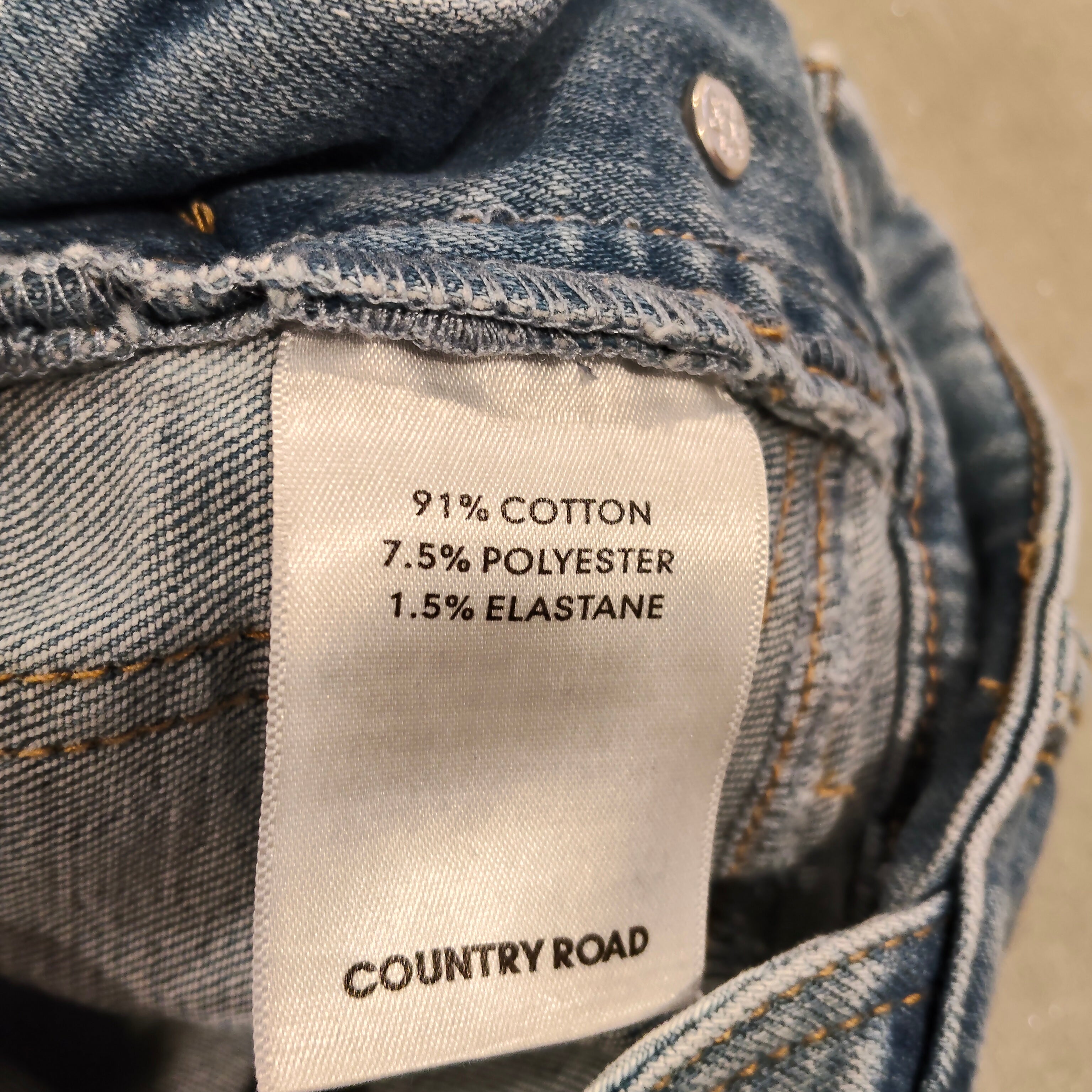 COUNTRY ROAD denim overall size 4 unisex