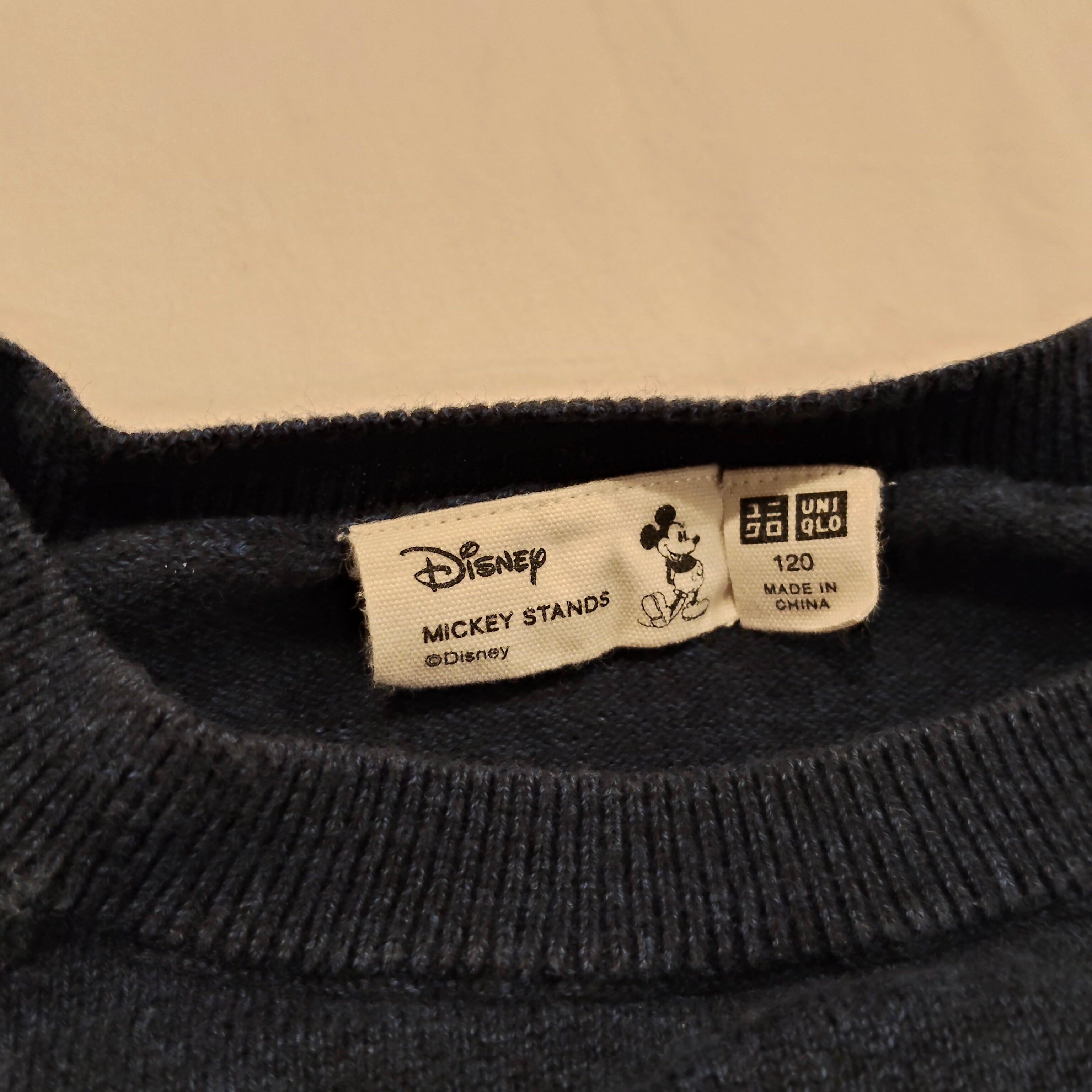 UNIQLO x Disney knit jumper size 5-6yrs unisex