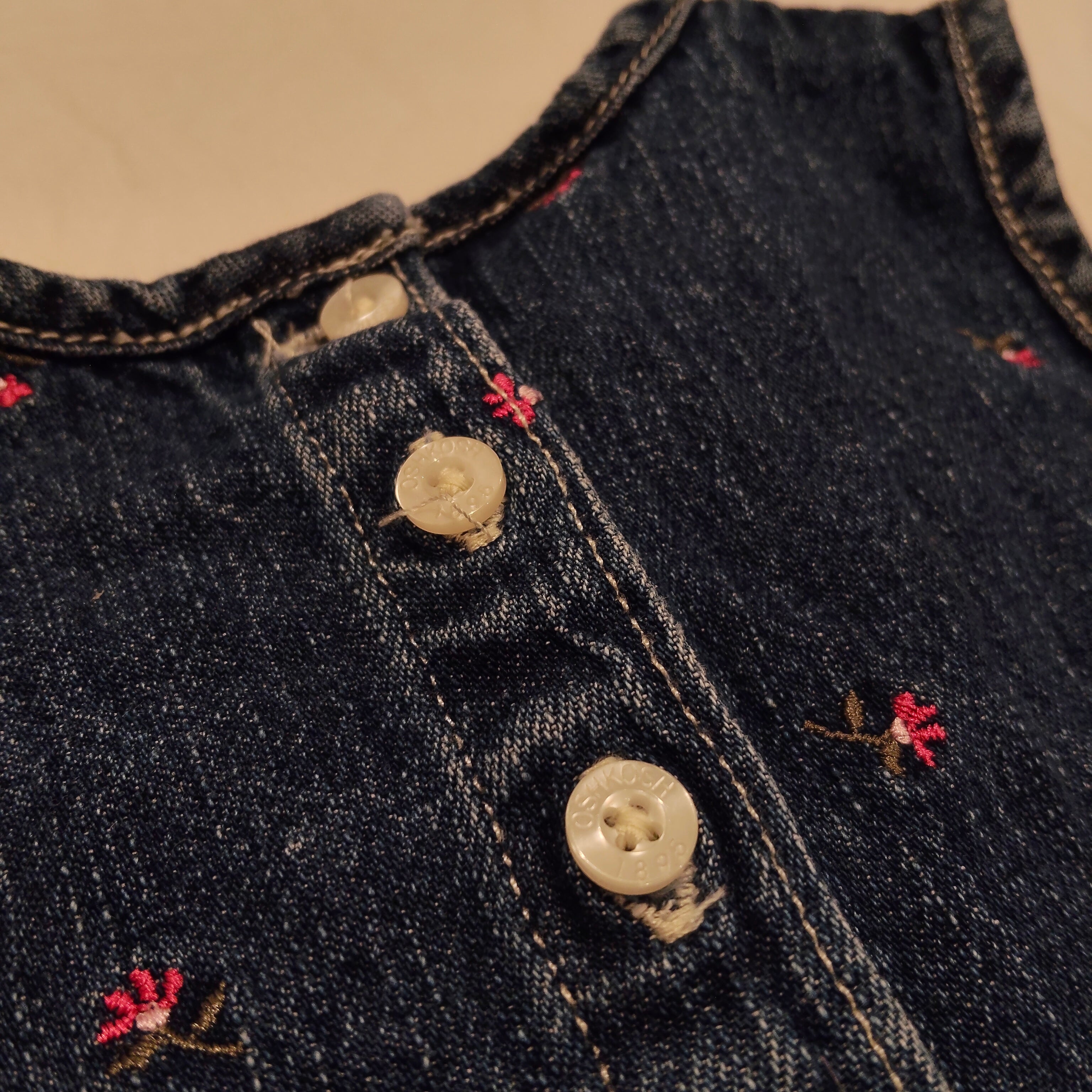OSHKOSH BLUE Denim dress size 24m baby girls embroidered flowers