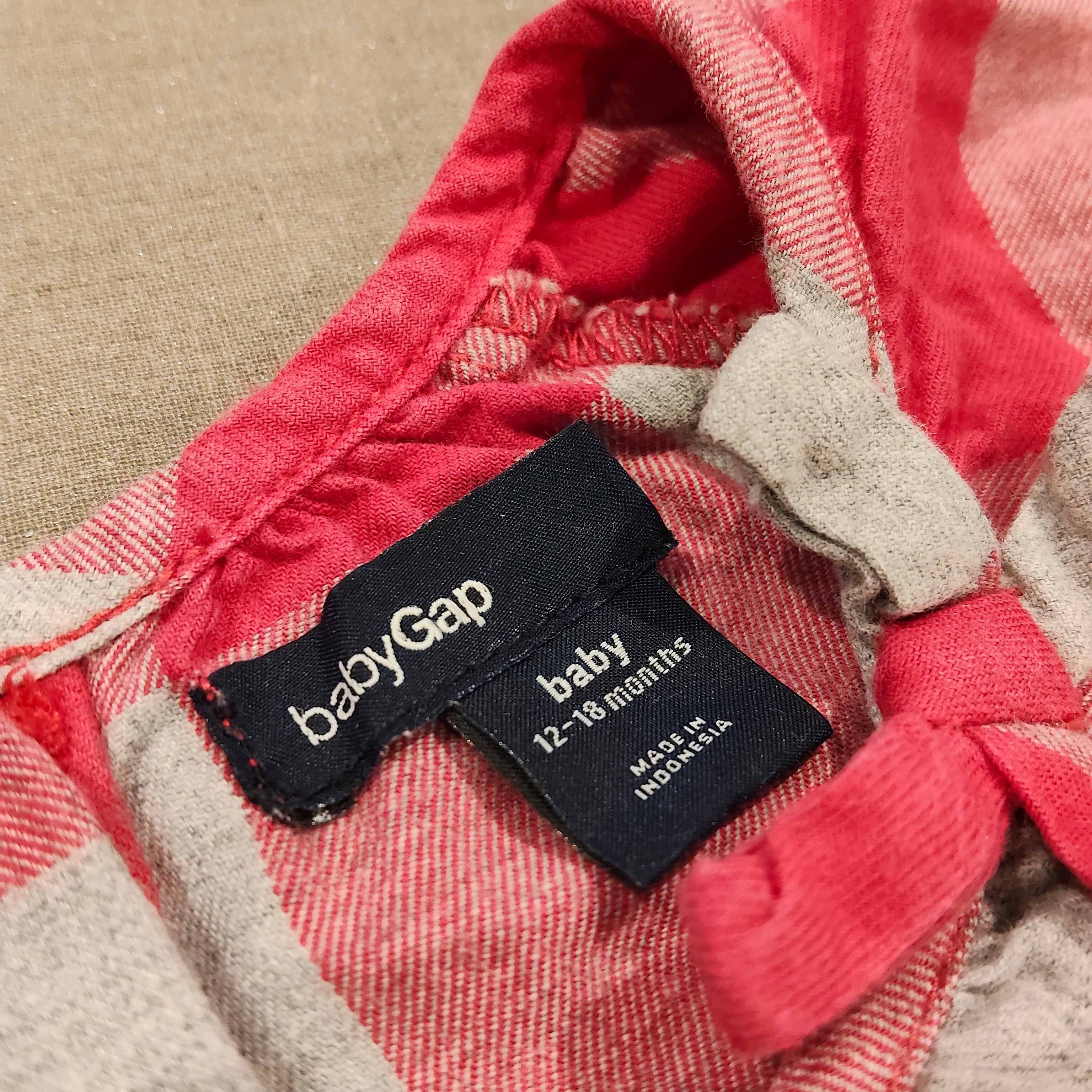 GAP baby top size 12-18m girls gingham