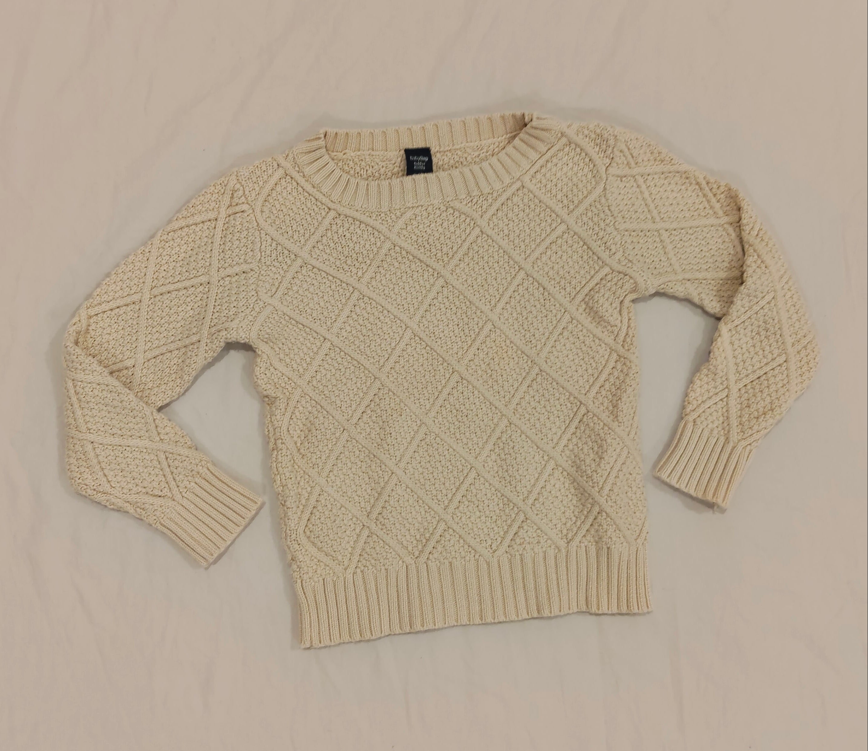 GAP knit jumper size 4yr unisex cream colour