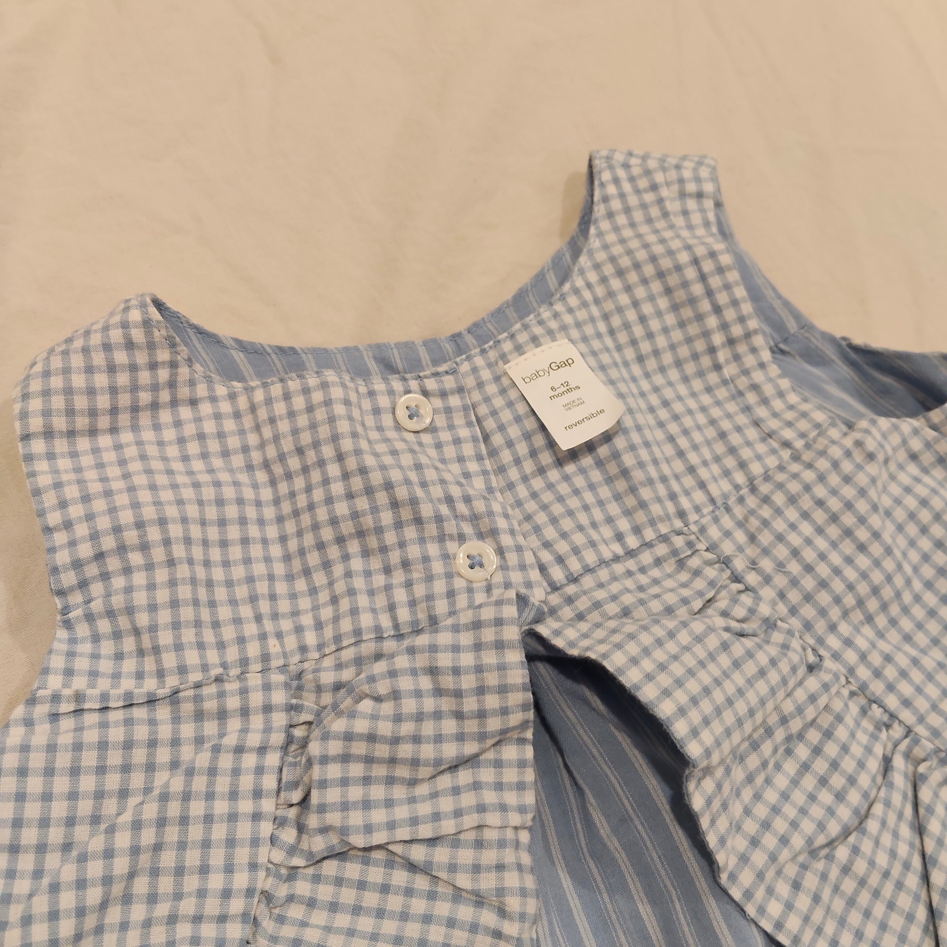 GAP set size 6-12m Girls Reversible - Blue Ruffle Top & Bloomer Shorts