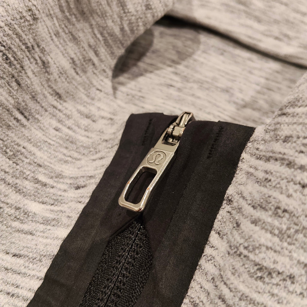 LULULEMON Stratum Hoodie Grey size Medium Mens