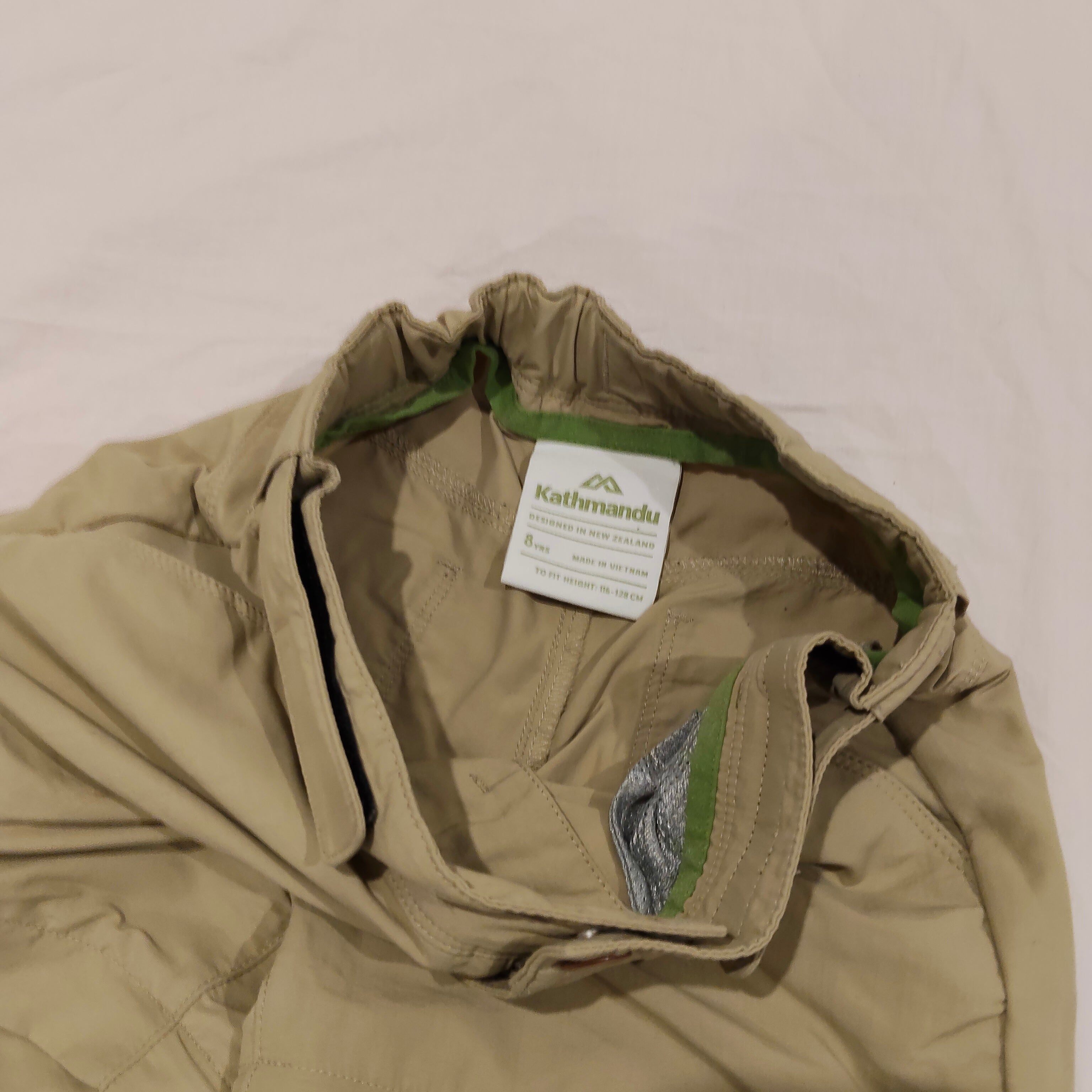 KATHMANDU Convertible Pants size 8yrs boys - Pants zip off into shorts - Hike