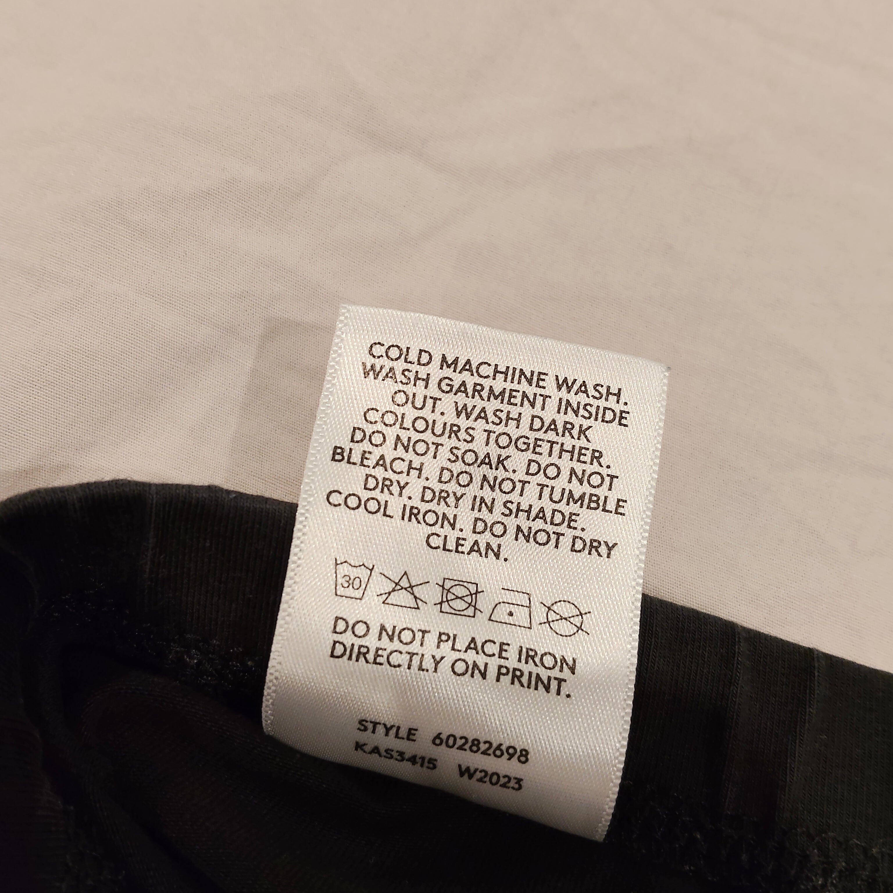 COUNTRY ROAD leggings size 8 girls black logo