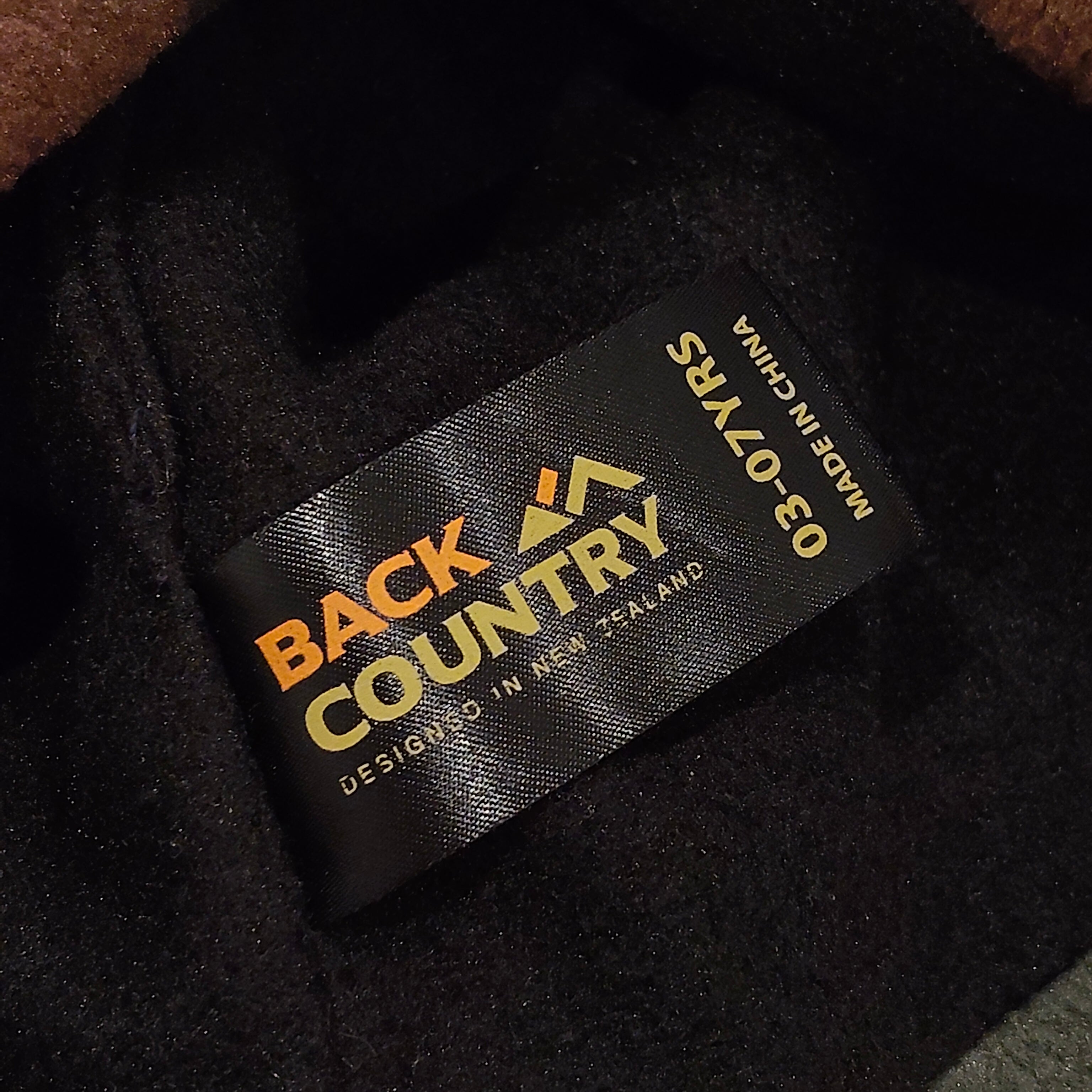 BACKCOUNTRY beanie size 3-7yrs camouflage fleece