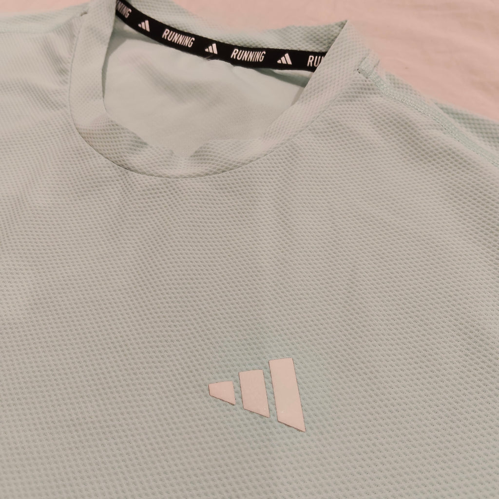 ADIDAS Tee size L Mens AEROREADY lightweight