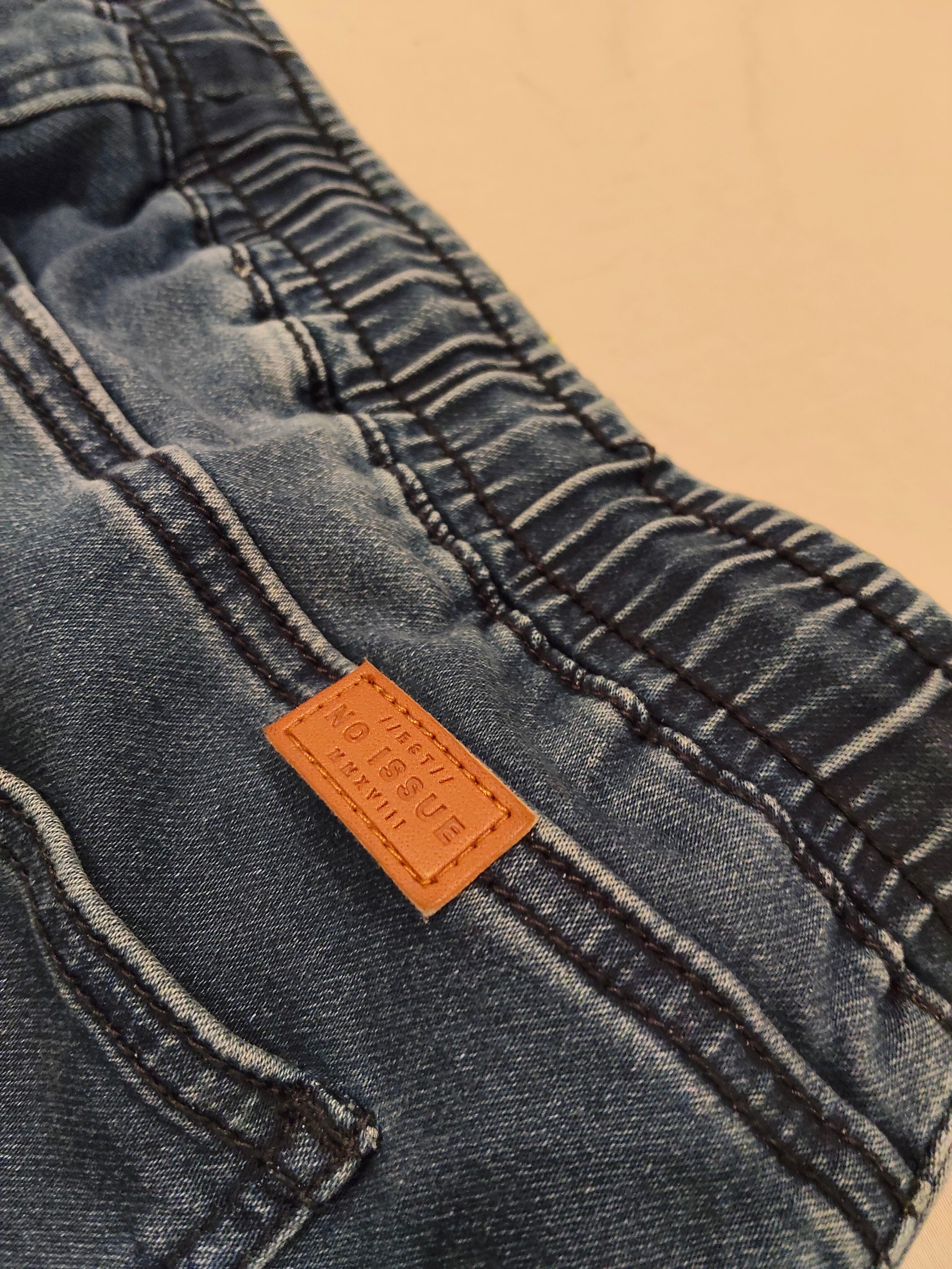NO ISSUE jeans size 14yrs boys