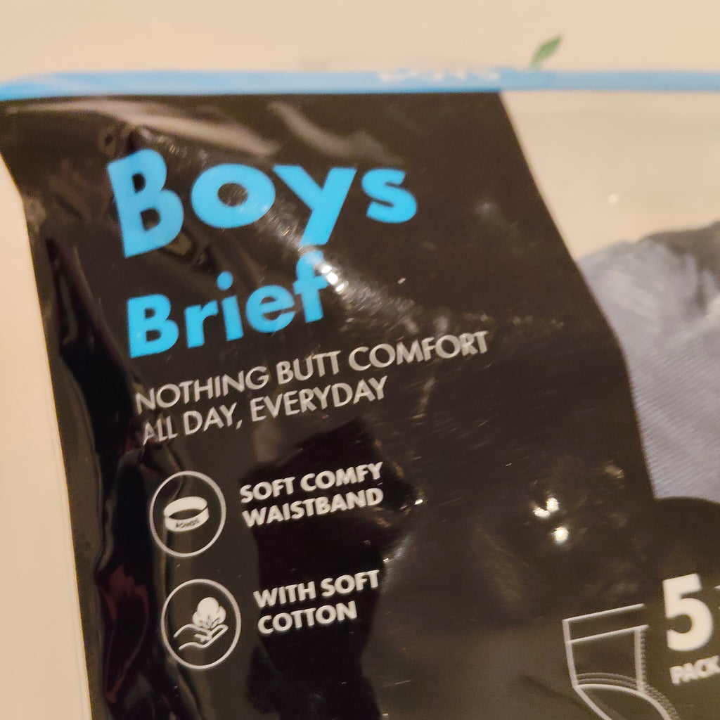 New BONDS brief size 10-11yrs Boys 3pk