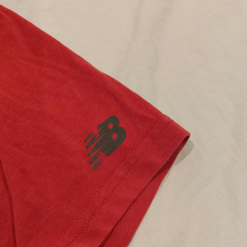 NEW BALANCE tee size L Mens short sleeve
