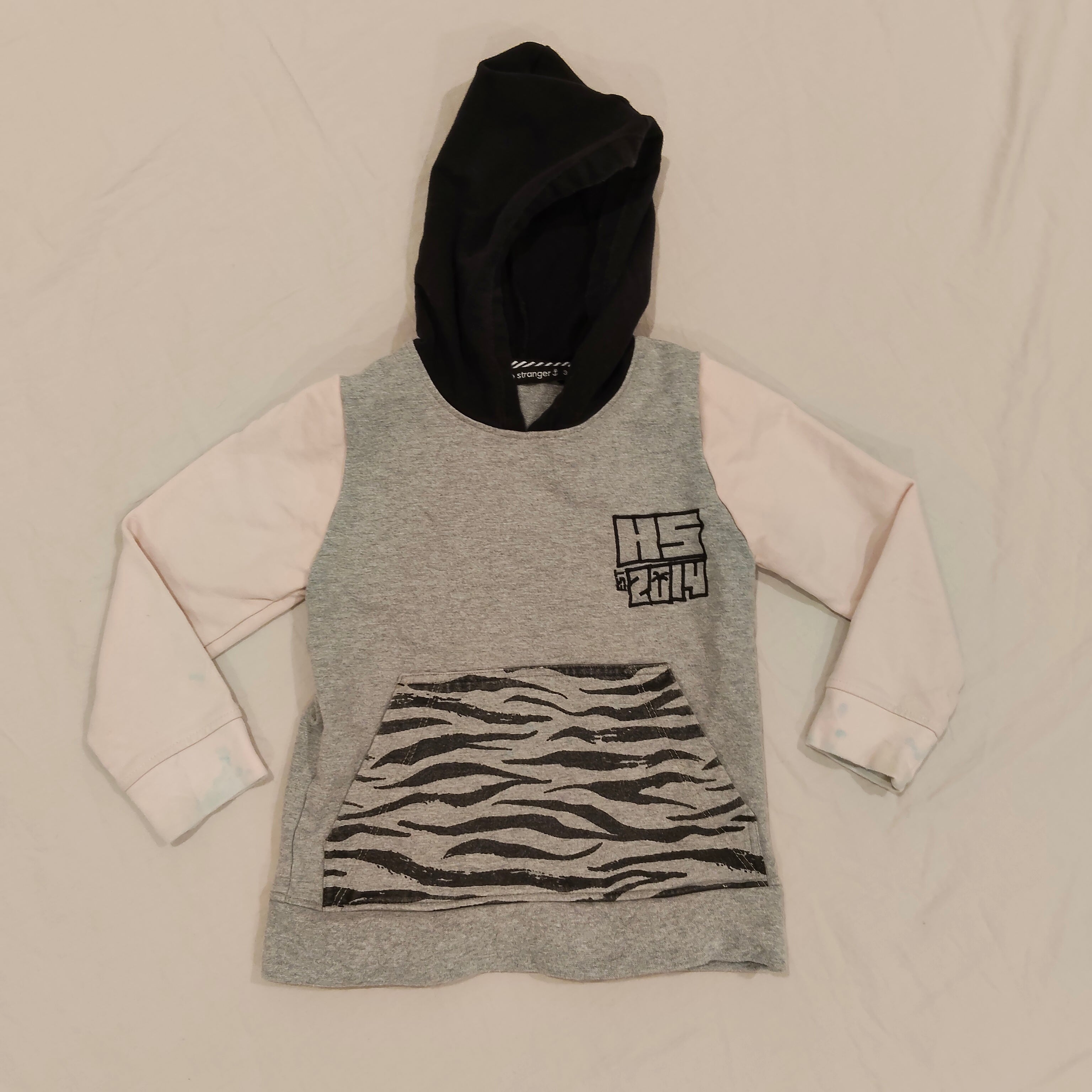 HELLO STRANGER hoodie size 3yrs unisex - kindy condition