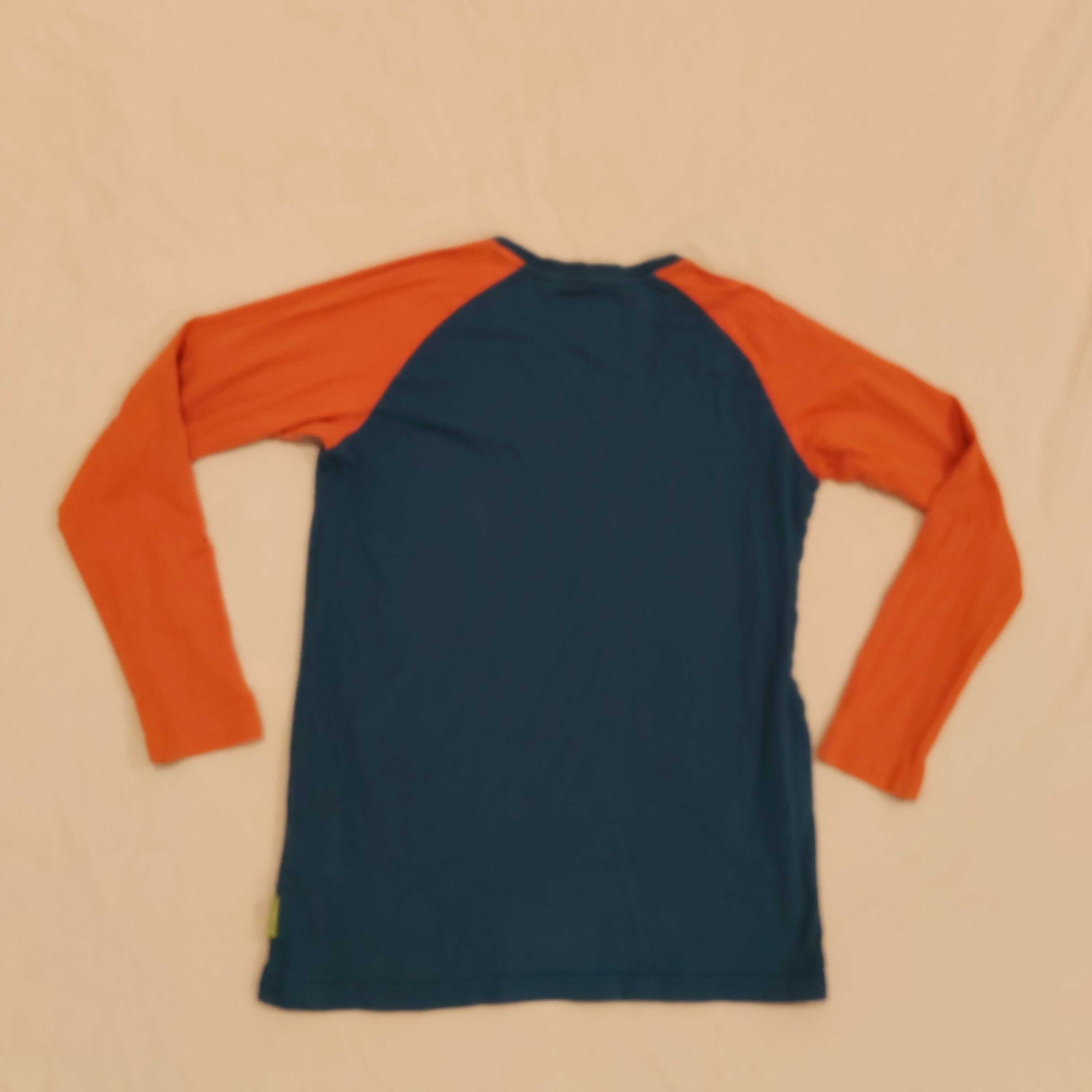KATHMANDU top size 12yrs boys long sleeve Urban Explorer