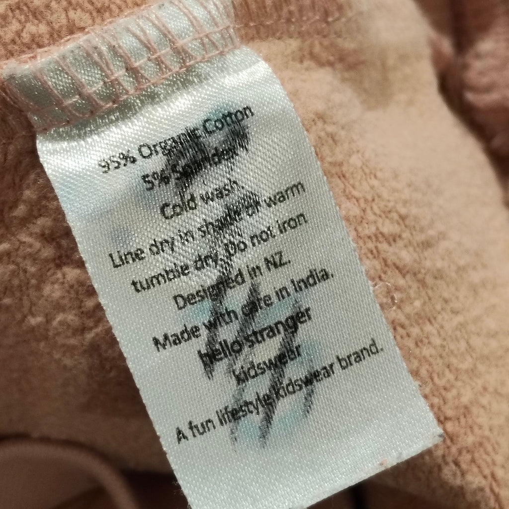 HELLO STRANGER jumper size 6yrs girls - kindy condition