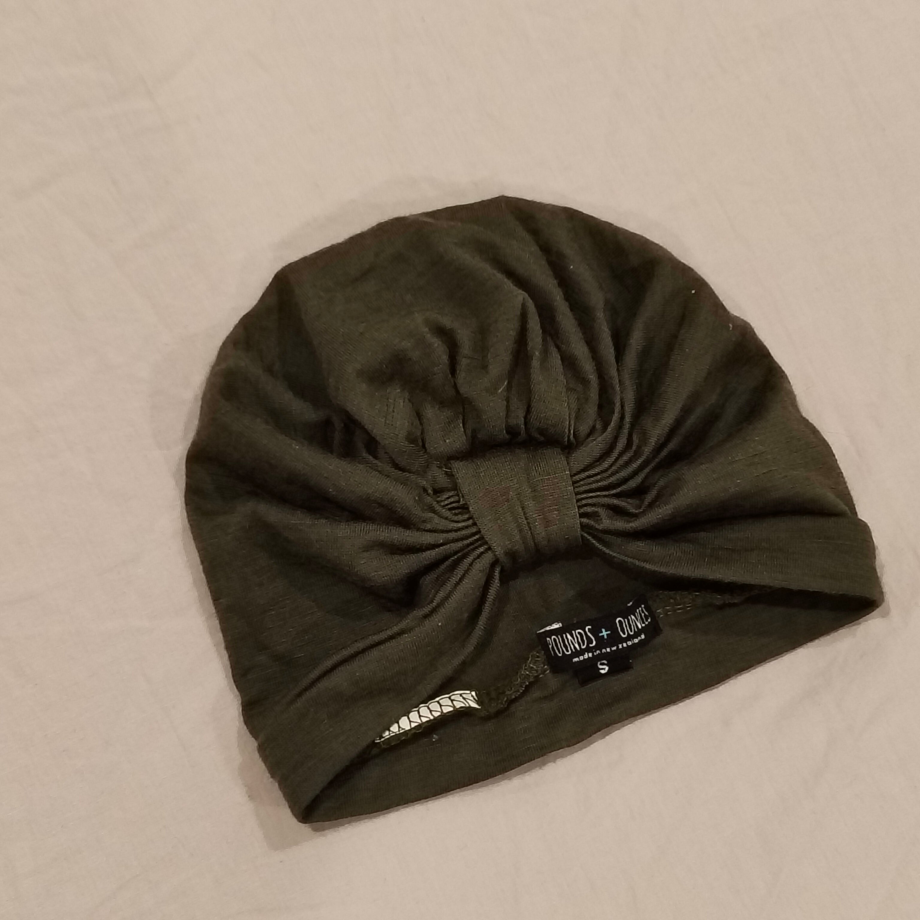 POUNDS + OUNCES Merino Hat size 0-6m baby girls
