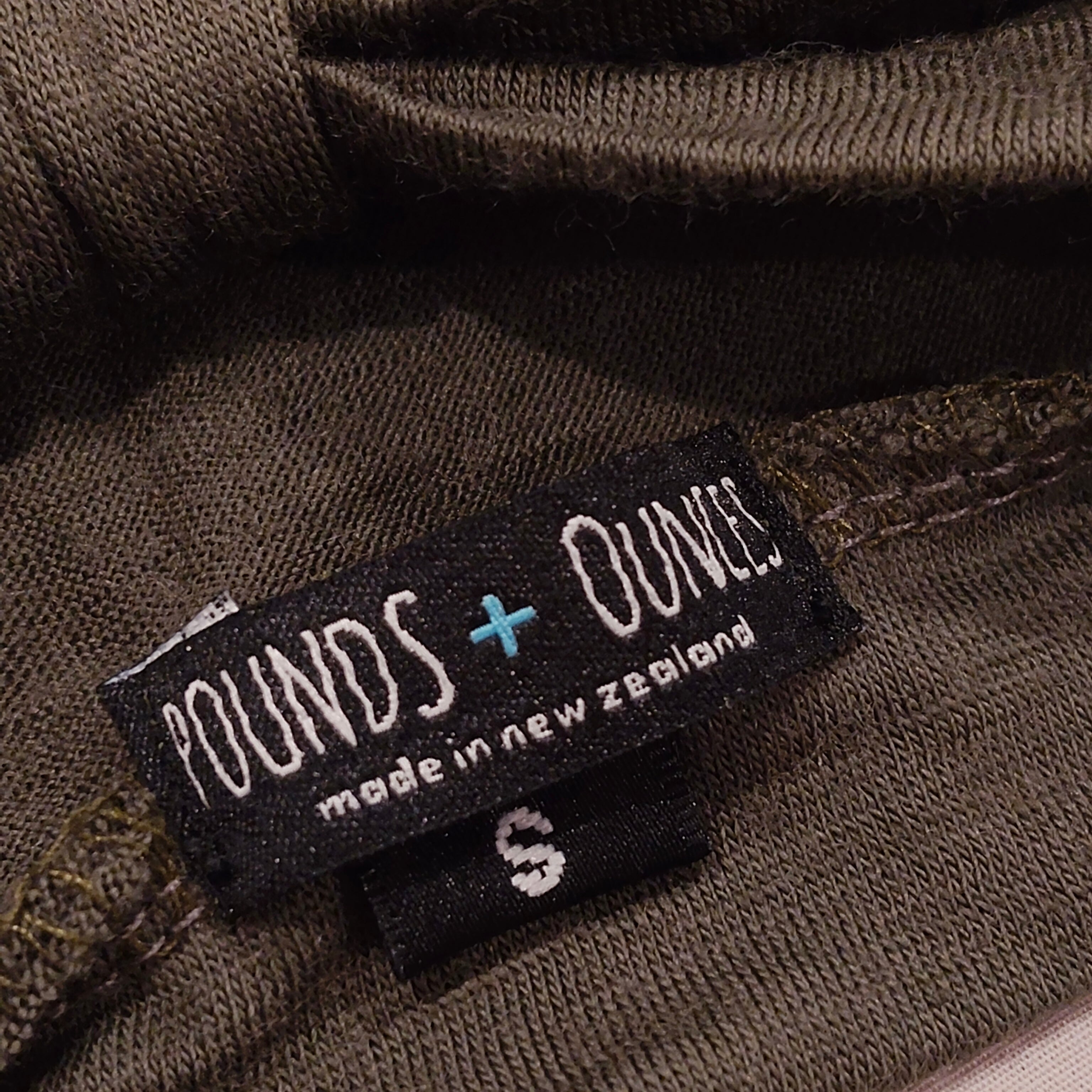 POUNDS + OUNCES Merino Hat size 0-6m baby girls
