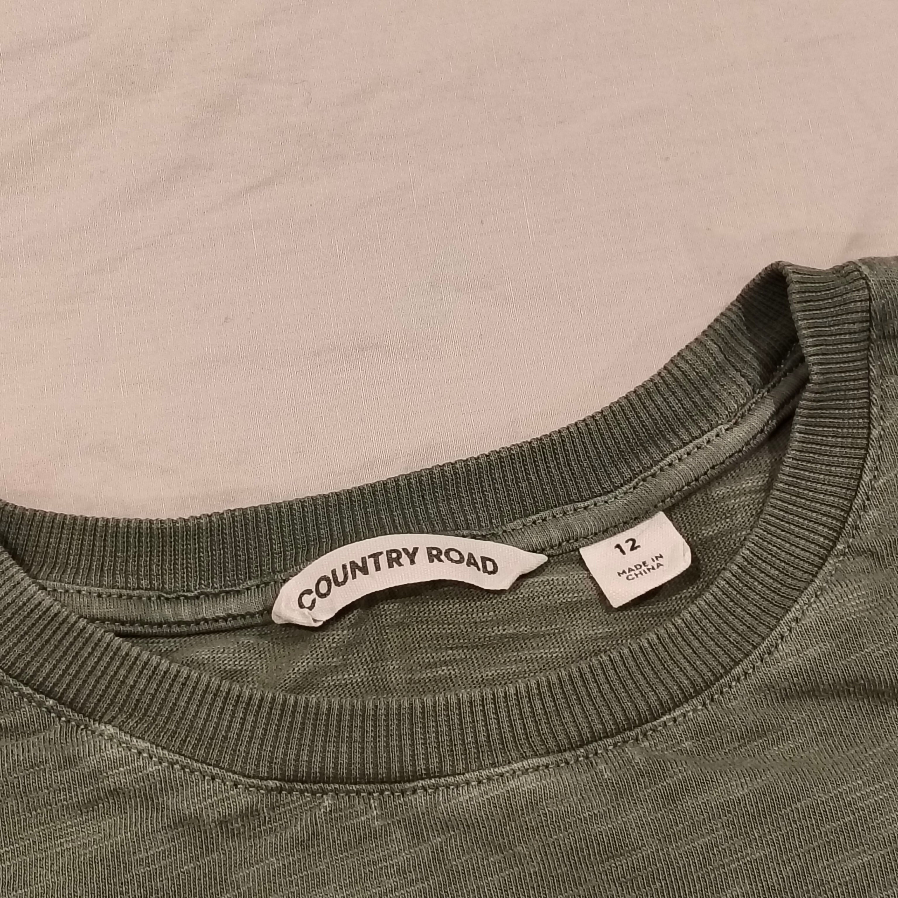 COUNTRY ROAD tee size 12yrs Boys Green Short Sleeve