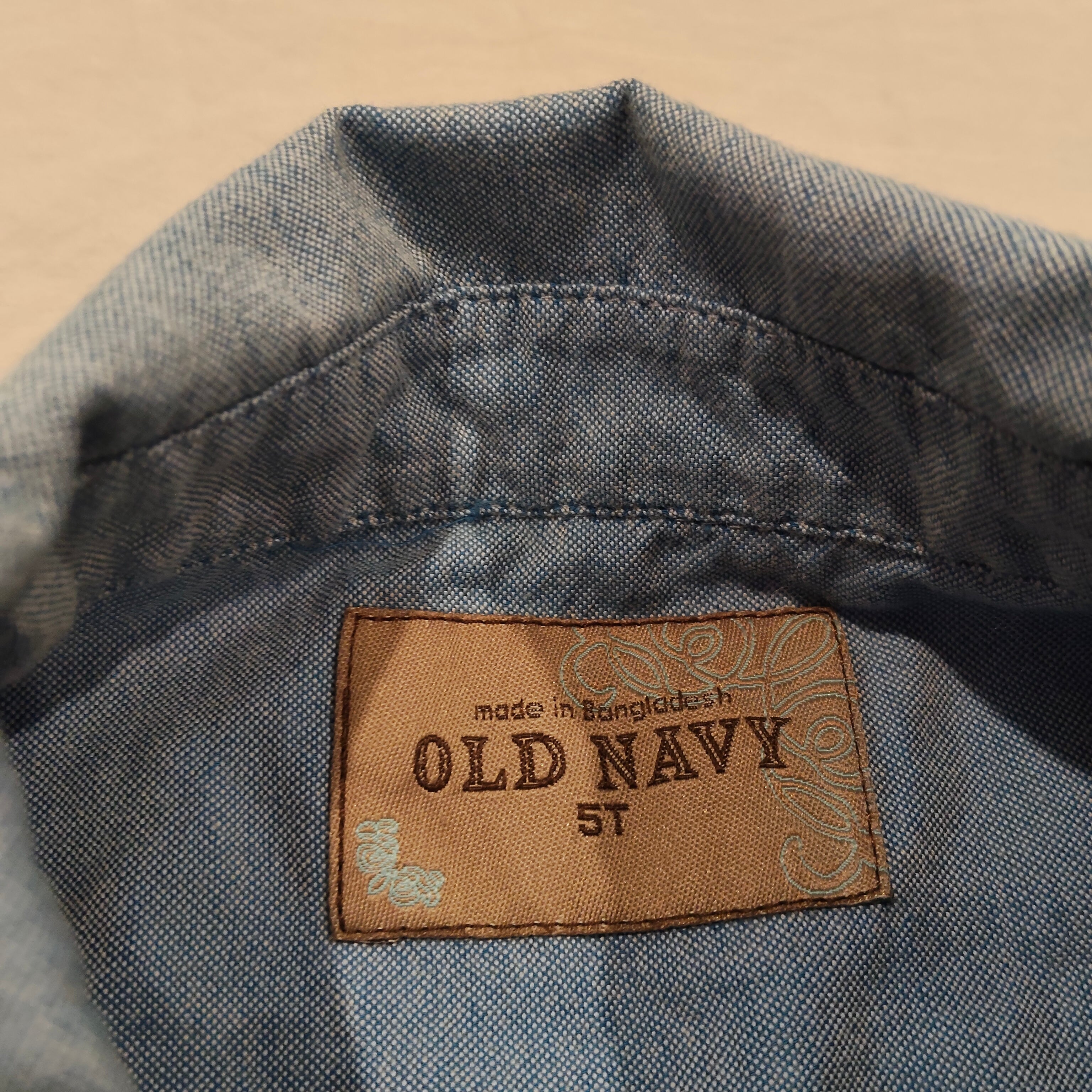 OLD NAVY Shirt size 5yrs Boys Blue