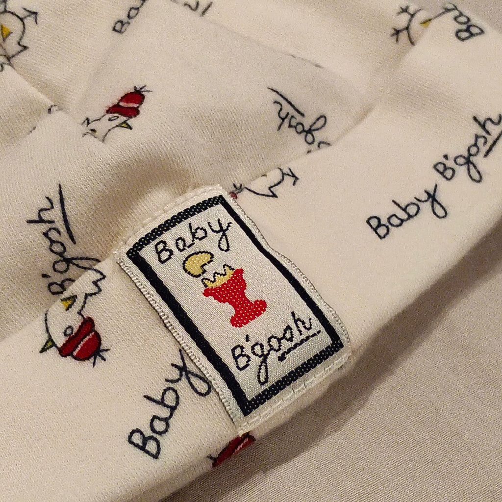 OSHKOSH B'GOSH knot beanie size 0-6m baby