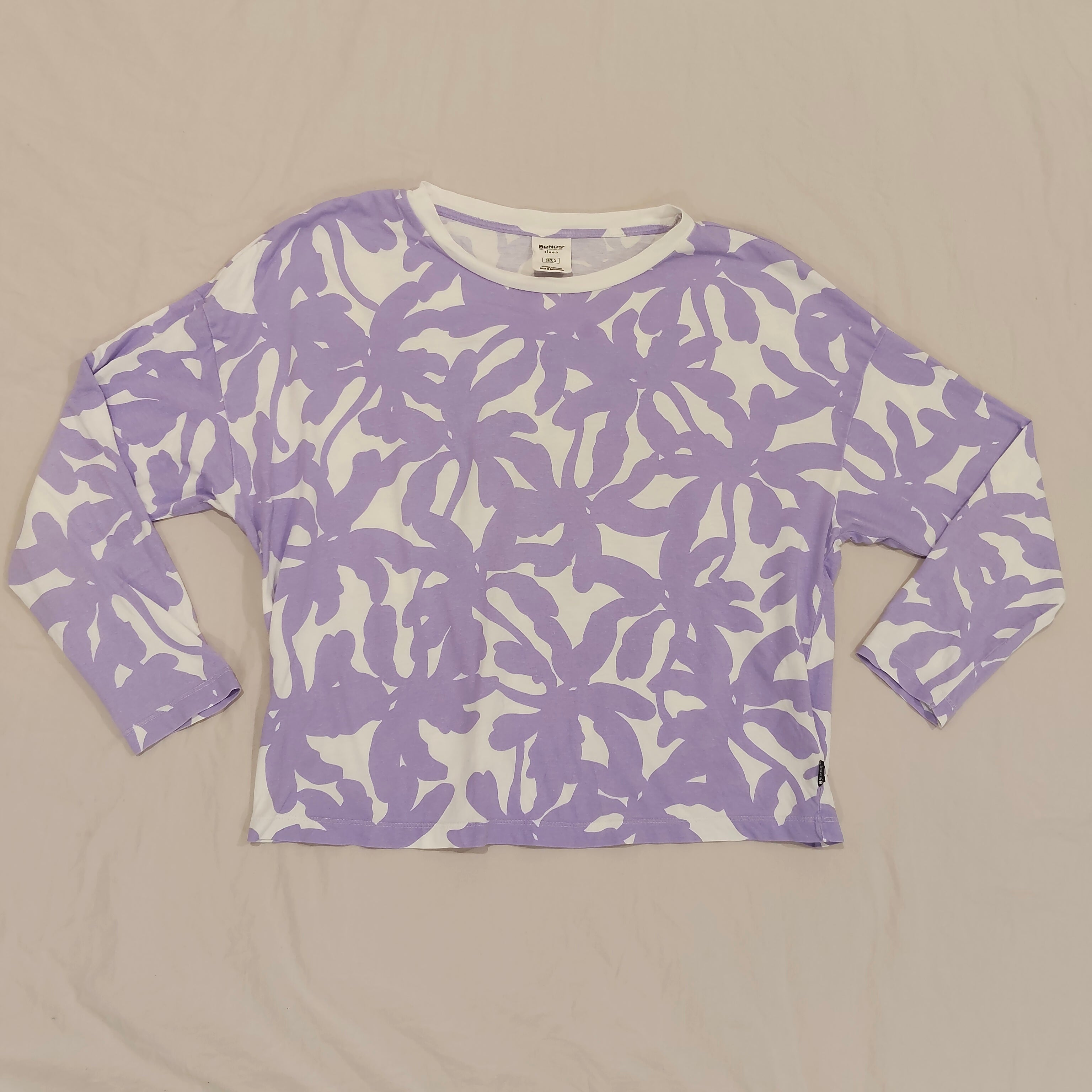 BONDS sleep top size S-M Womens long sleeve
