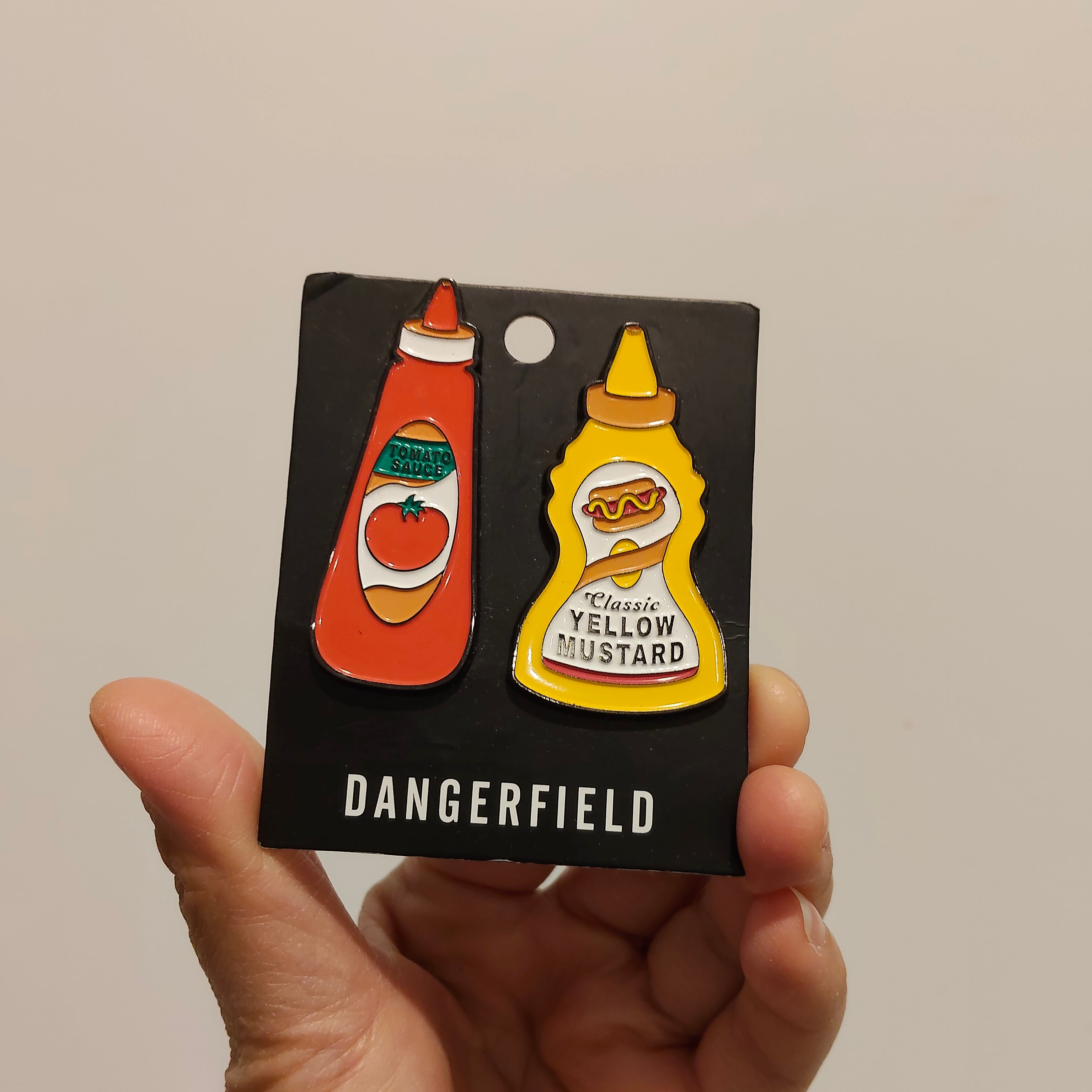 New DANGERFIELD enamel pins Ketchup & Mustard