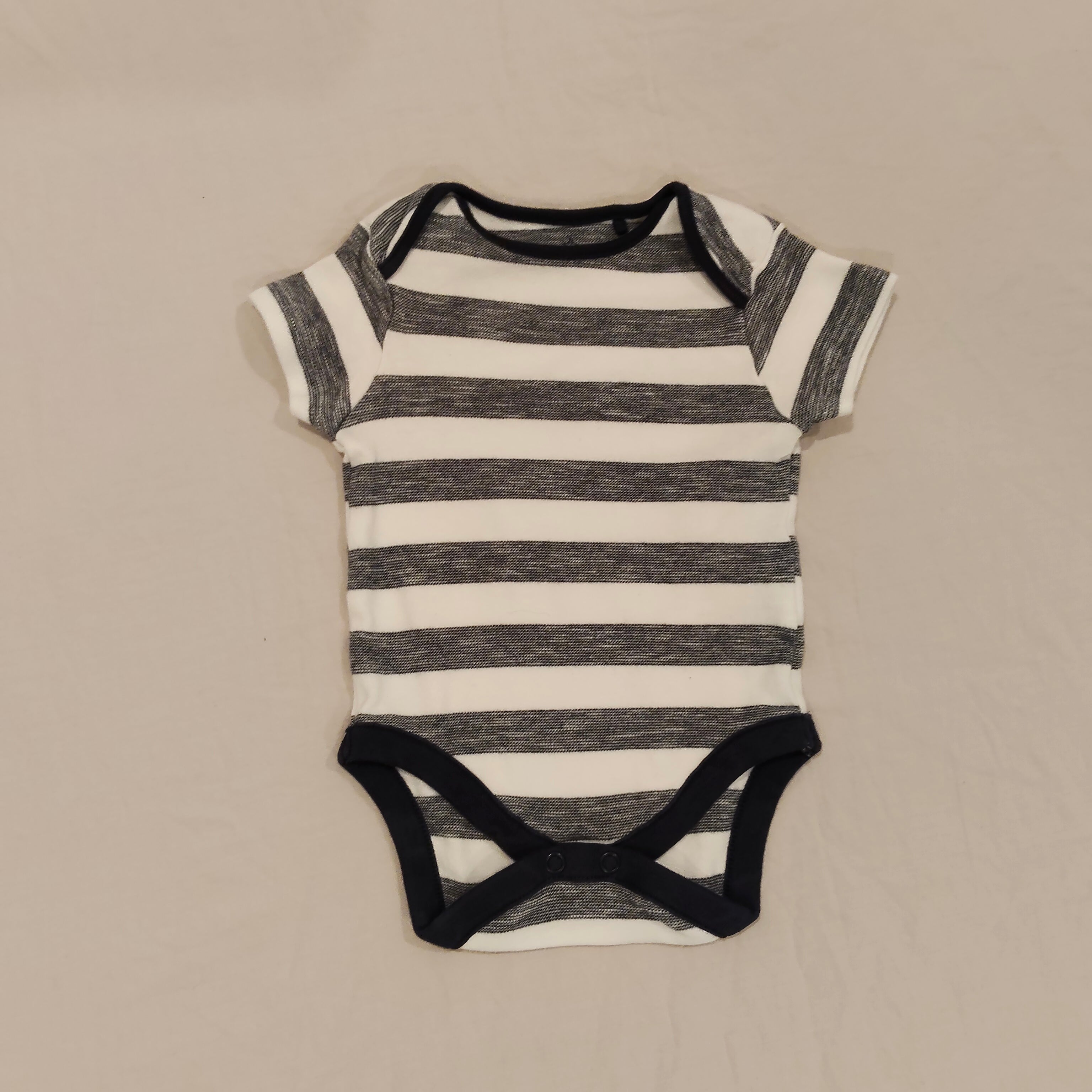 NEXT bodysuit size 0-3m baby short sleeve stripes