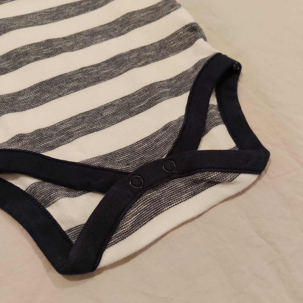 NEXT bodysuit size 0-3m baby short sleeve stripes